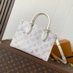 {Style No: ZI56GFUM} LV 25S ONTHEGO PM BAG 25 IN BEIGE DREAM EMBOSSED TEXTURED CALFSKIN