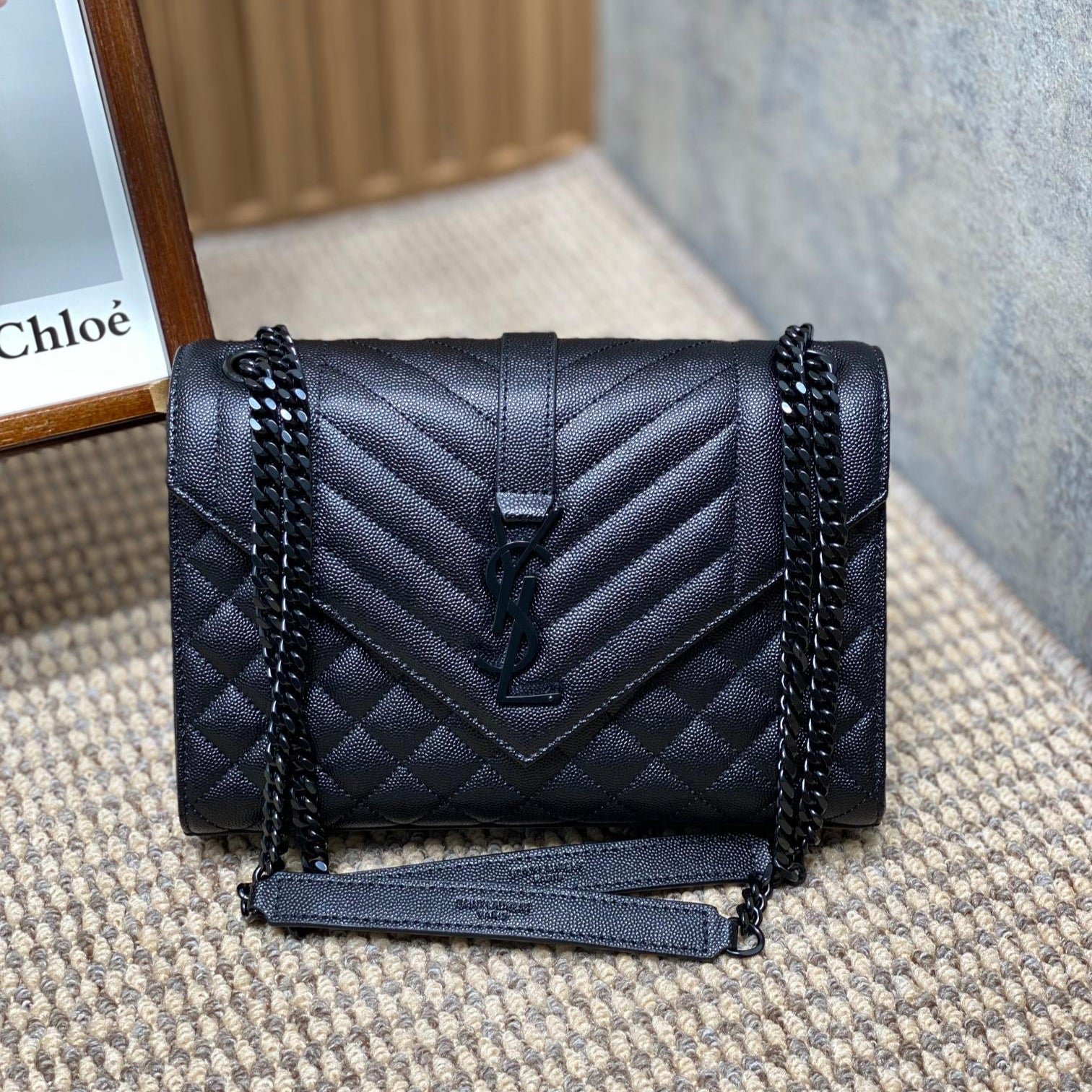 {Style No: 9GS4P5LV} ENVELOPE CHAIN BAG 24 IN BLACK CALFSKIN