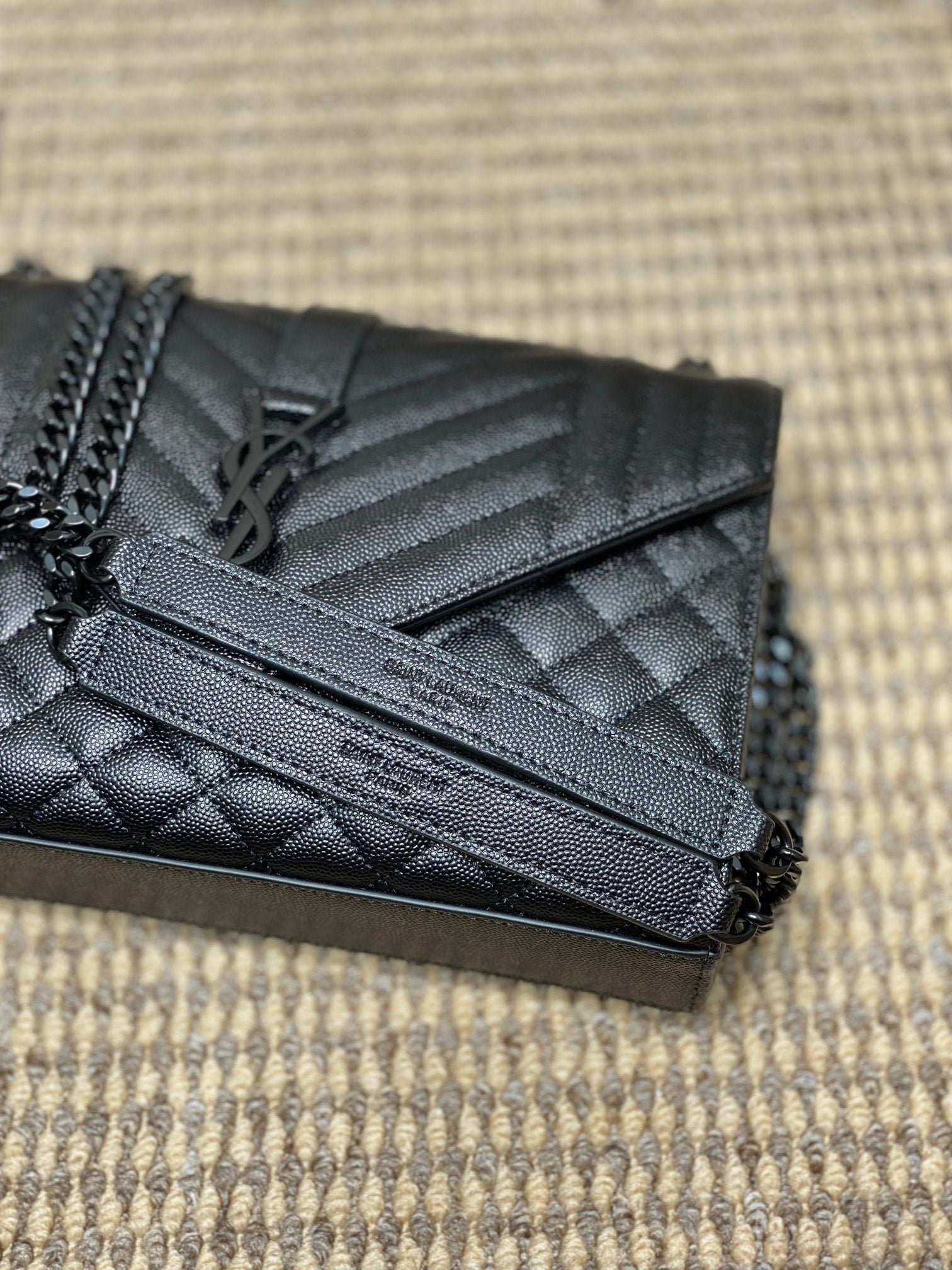 {Style No: 9GS4P5LV} ENVELOPE CHAIN BAG 24 IN BLACK CALFSKIN - Image 6