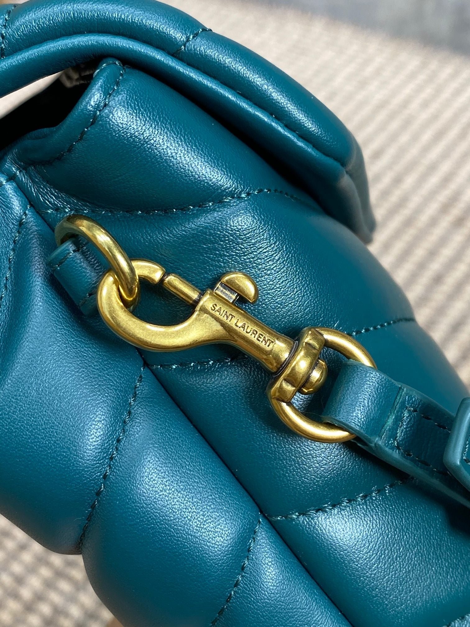 {Style No: G5TH8UPY} LOULOU MINI BAG 20 IN DARK CYAN LAMBSKIN GOLD HARDWARE - Image 5