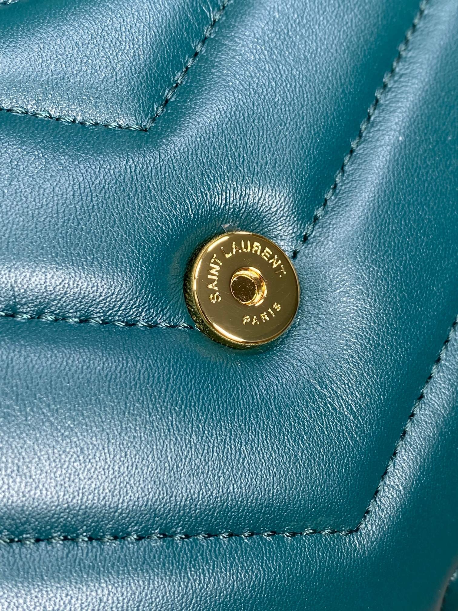 {Style No: G5TH8UPY} LOULOU MINI BAG 20 IN DARK CYAN LAMBSKIN GOLD HARDWARE - Image 9