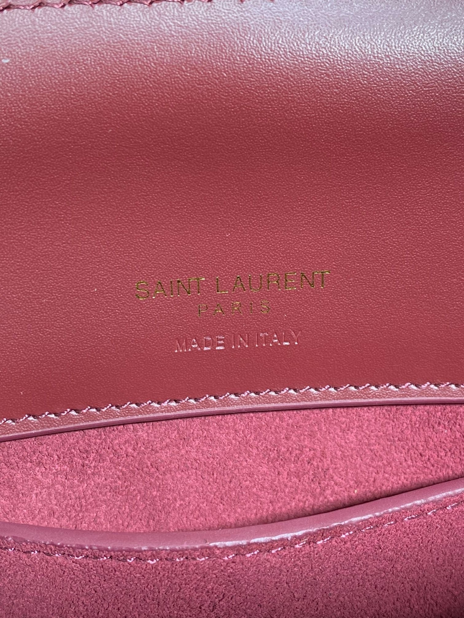 {Style No: XV18XX6R} LE 37 SMALL BUCKET BAG 20 IN BURGUNDY RED CALFSKIN GOLD HARDWARE - Image 9