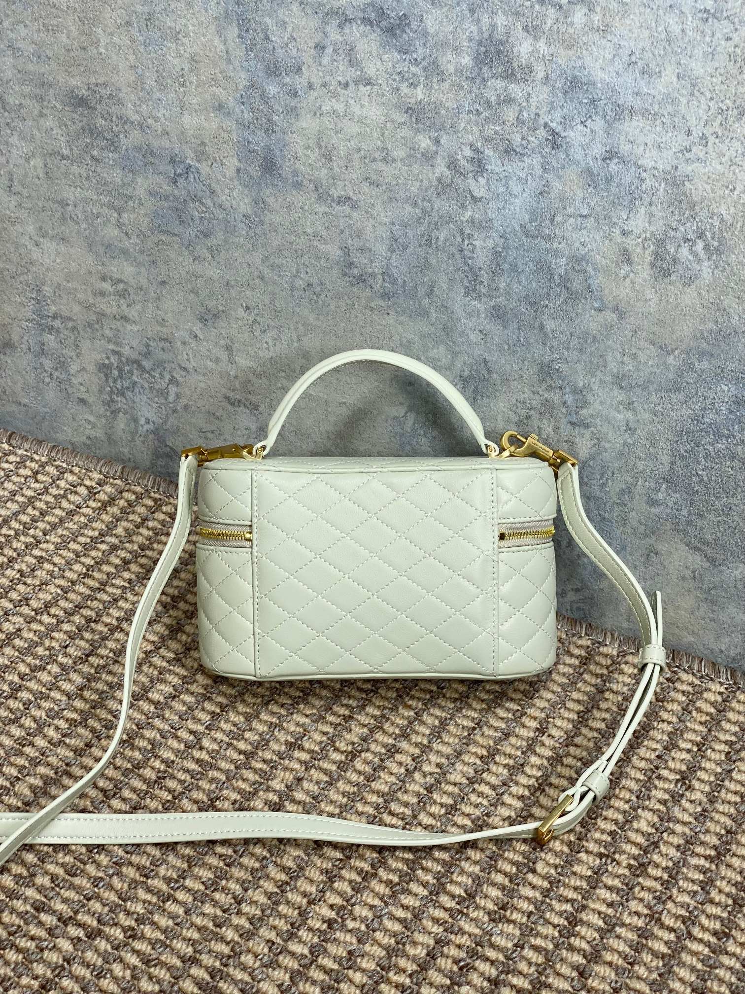 {Style No: H5DJVPIQ} GABY MINI VANITY 18 IN IVORY WHITE LAMBSKIN GOLD HARDWARE - Image 6