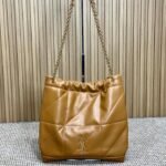 {Style No: XK2KFW2D} DRAWSTRING CHAIN STRAP SHOULDER BAG 39 IN TORTILLA BROWN QUILTED CALFSKIN