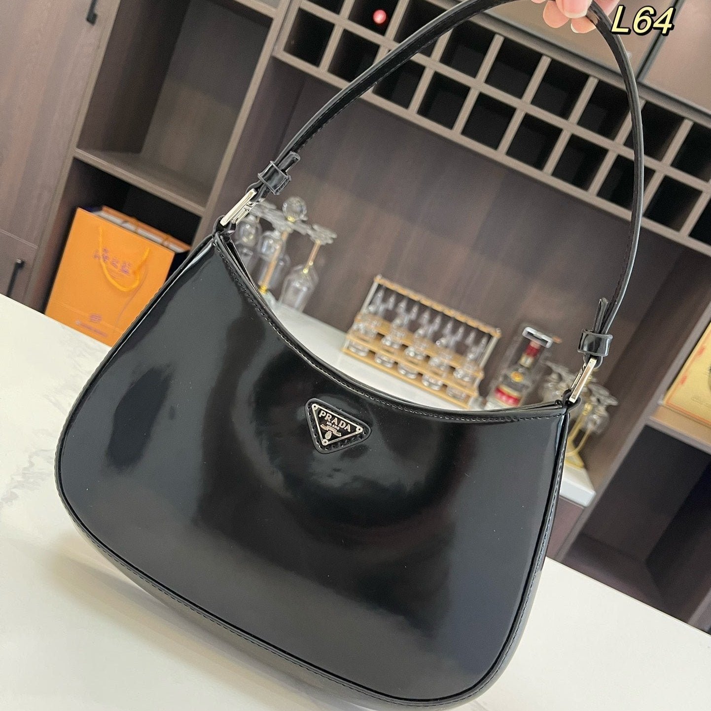 {Style No: 7QY2VSPR} PRA 30 CLEO SHOULDER BAG IN BLACK BRUSHED LEATHER