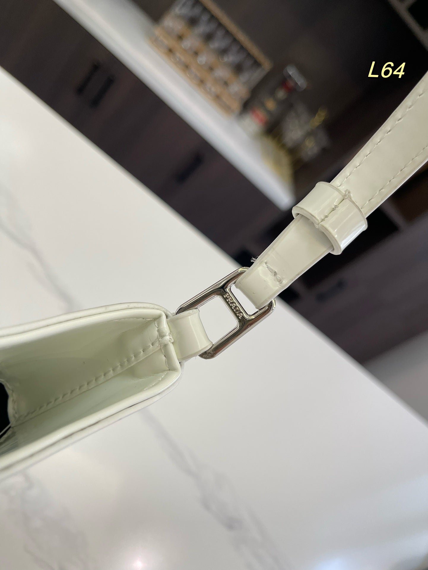 {Style No: 26MC5BLF} PRA 30 CLEO SHOULDER BAG IN WHITE BRUSHED LEATHER - Image 9