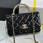 {Style No: QRG56473} PEARL HANDLE FLAP BAG 18 IN BLACK SHINY LAMBSKIN