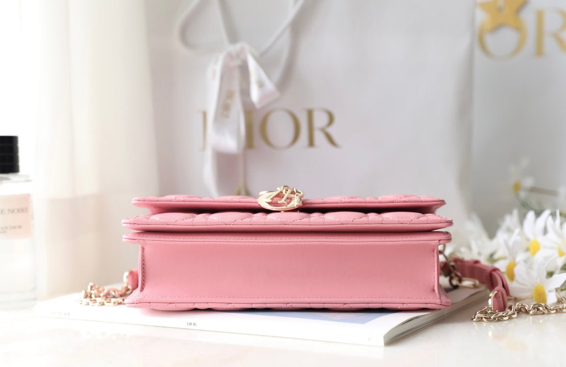 {Style No: MZC53FQ7} MINI 24 TOP-HANDLE LIGHT PINK LAMBSKIN - Image 7