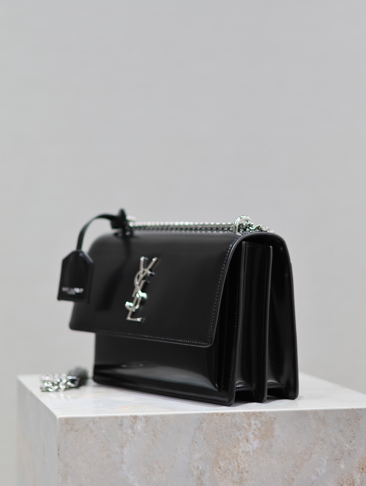 {Style No: 85HTMZEX} YSL 25S SUNSET MEDIUM 22 IN BLACK SHINY CALFSKIN SILVER HARDWRE - Image 8
