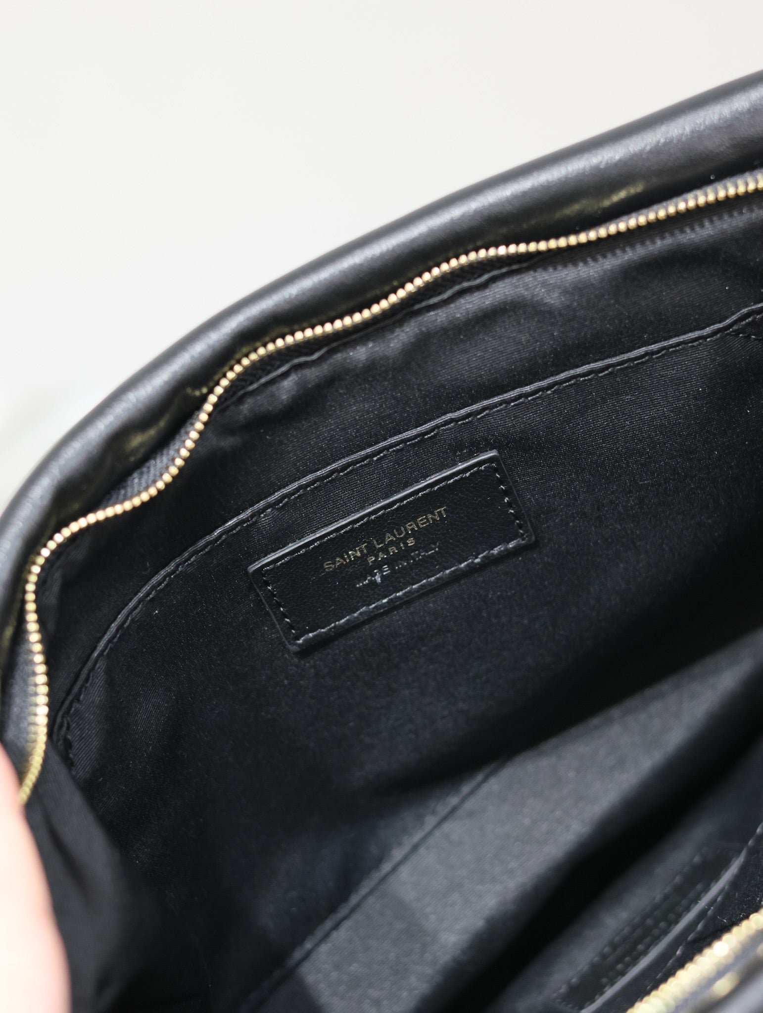 {Style No: 37A8YAZC} CALYPSO LARGE POUCH 30 IN BLACK SMOOTH LAMBSKIN - Image 7