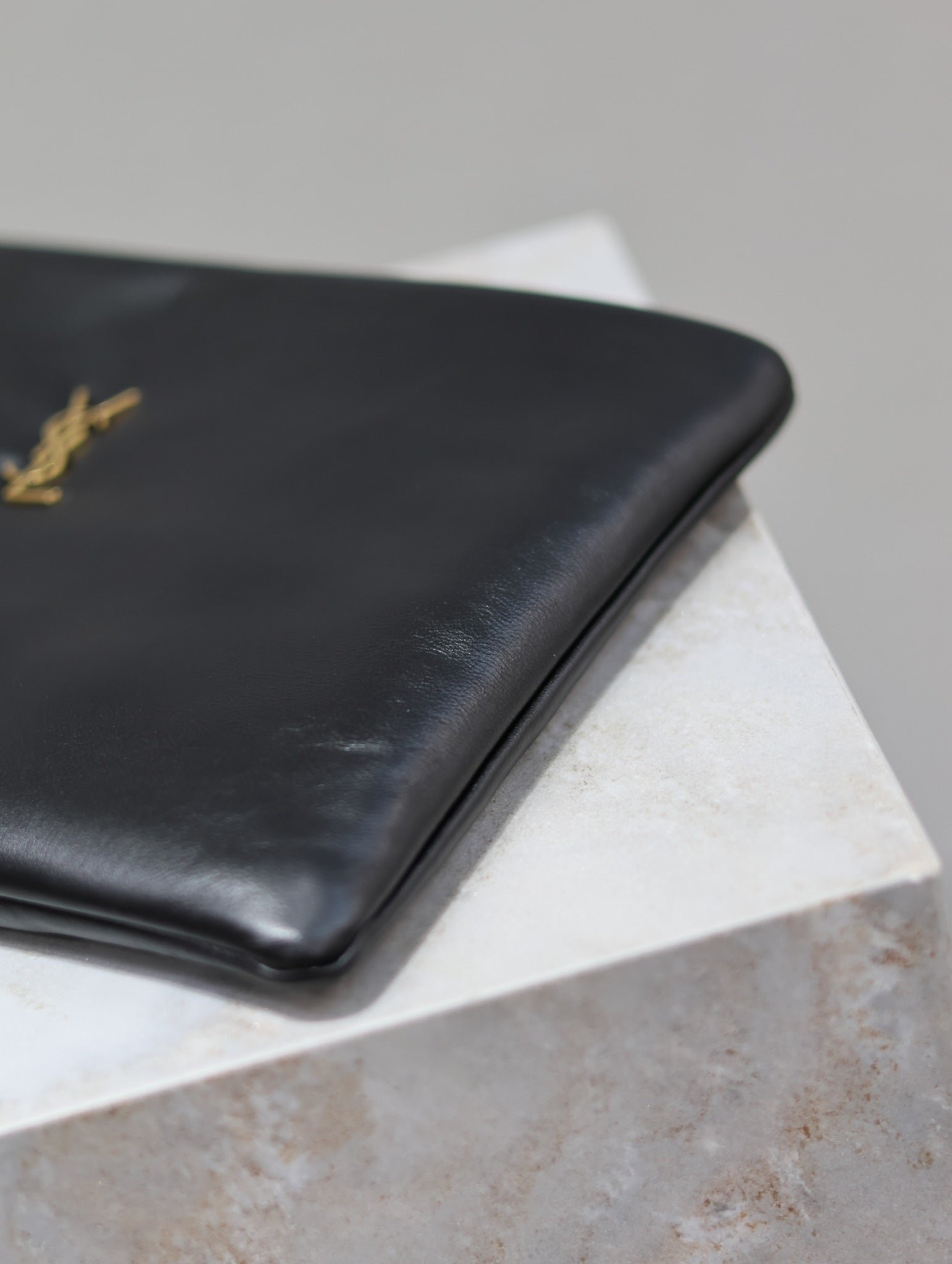 {Style No: 37A8YAZC} CALYPSO LARGE POUCH 30 IN BLACK SMOOTH LAMBSKIN - Image 8