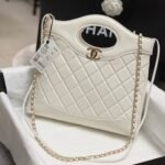 {Style No: 49VSBJSU} CC SMALL 30 SHOPPING BAG IN WHITE CALFSKIN