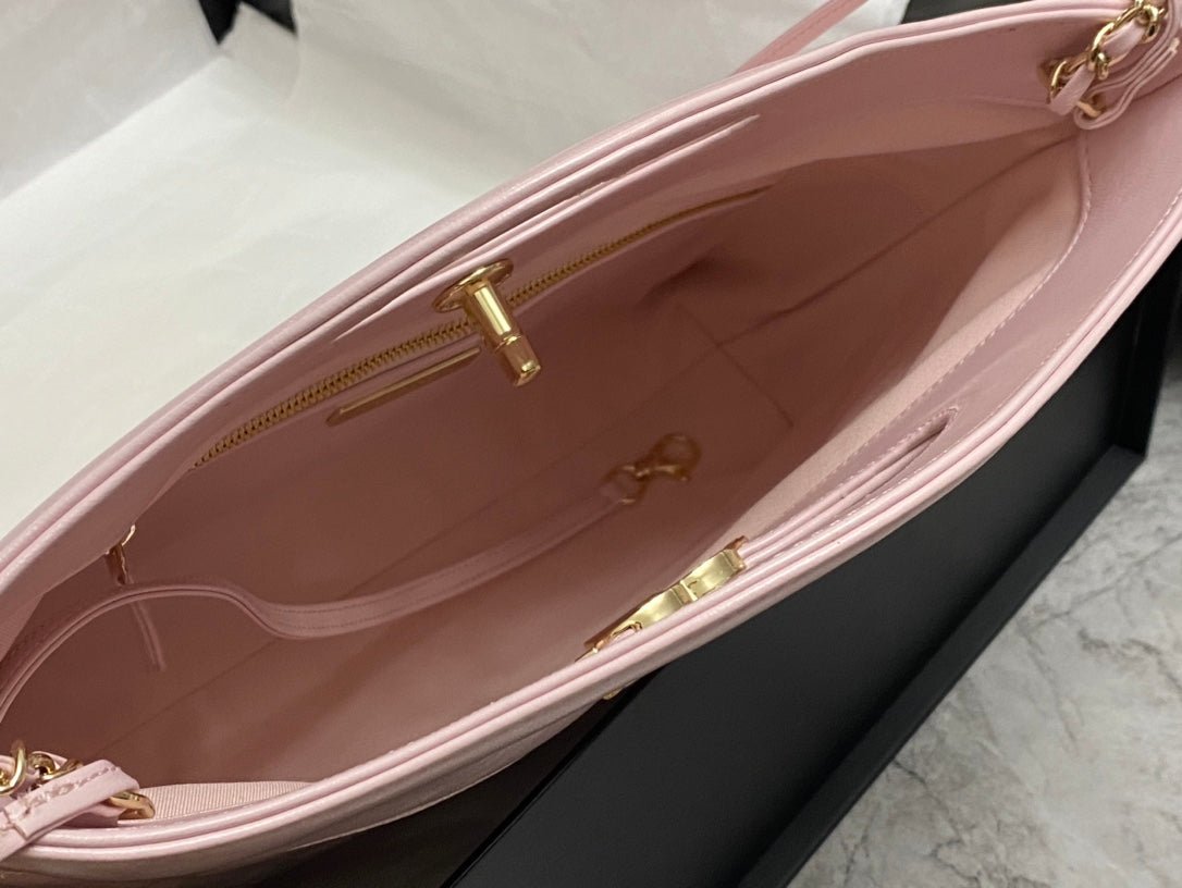 {Style No: MF4CZV4Y} CC SMALL 30 SHOPPING BAG IN LIGHT PINK CALFSKIN - Image 8