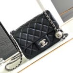 {Style No: LNZX8L9G} CC SMALL 17 FLAP BAG IN BLACK CALFSKIN