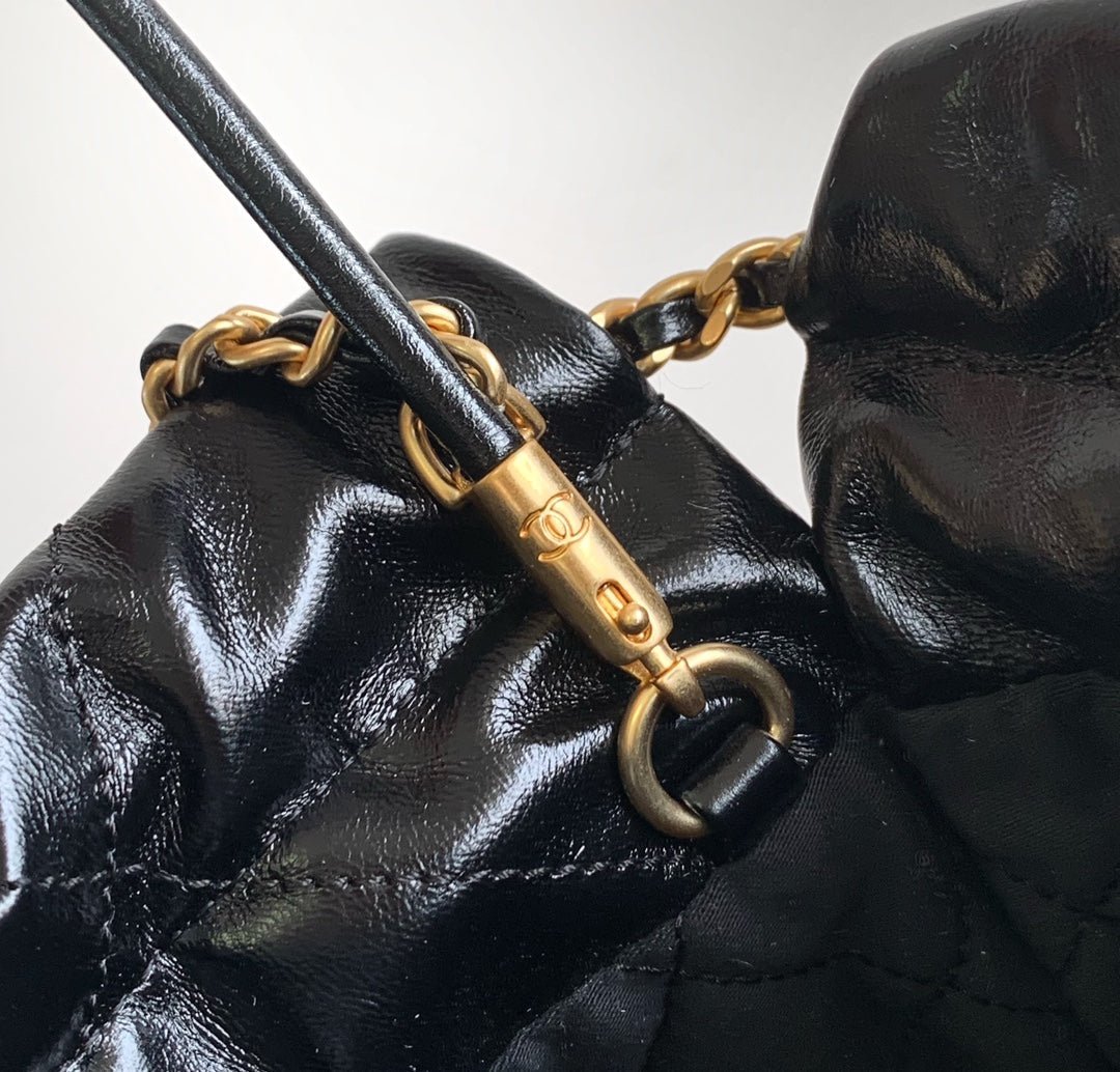 {Style No: K2ICL3MF} CC MINI 20 BAG IN BLACK SHINNY CALFSKIN WITH GOLD METAL - Image 9