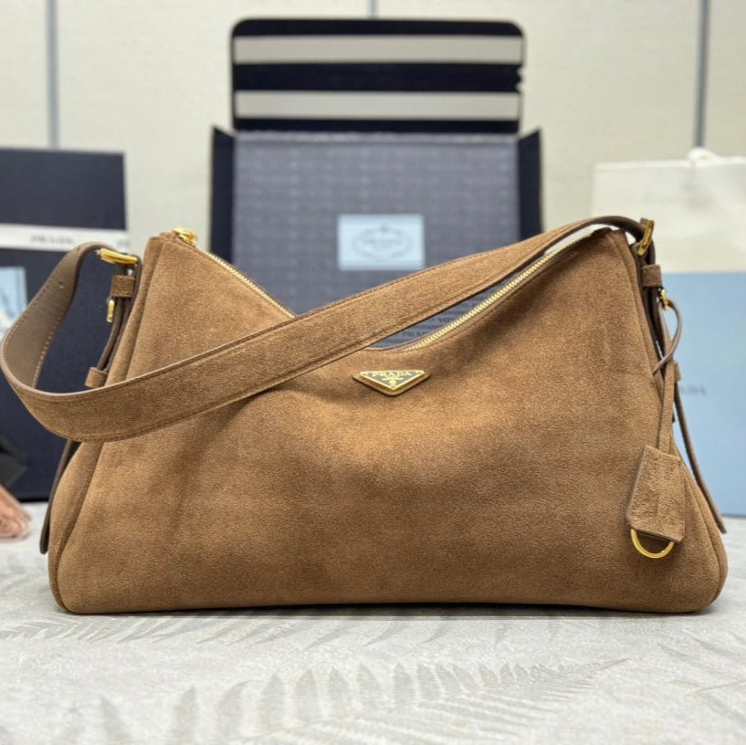 {Style No: 1PGUSMXN} PRADA 25S AIMEE SHOULDER BAG 39 IN BROWN SUEDE