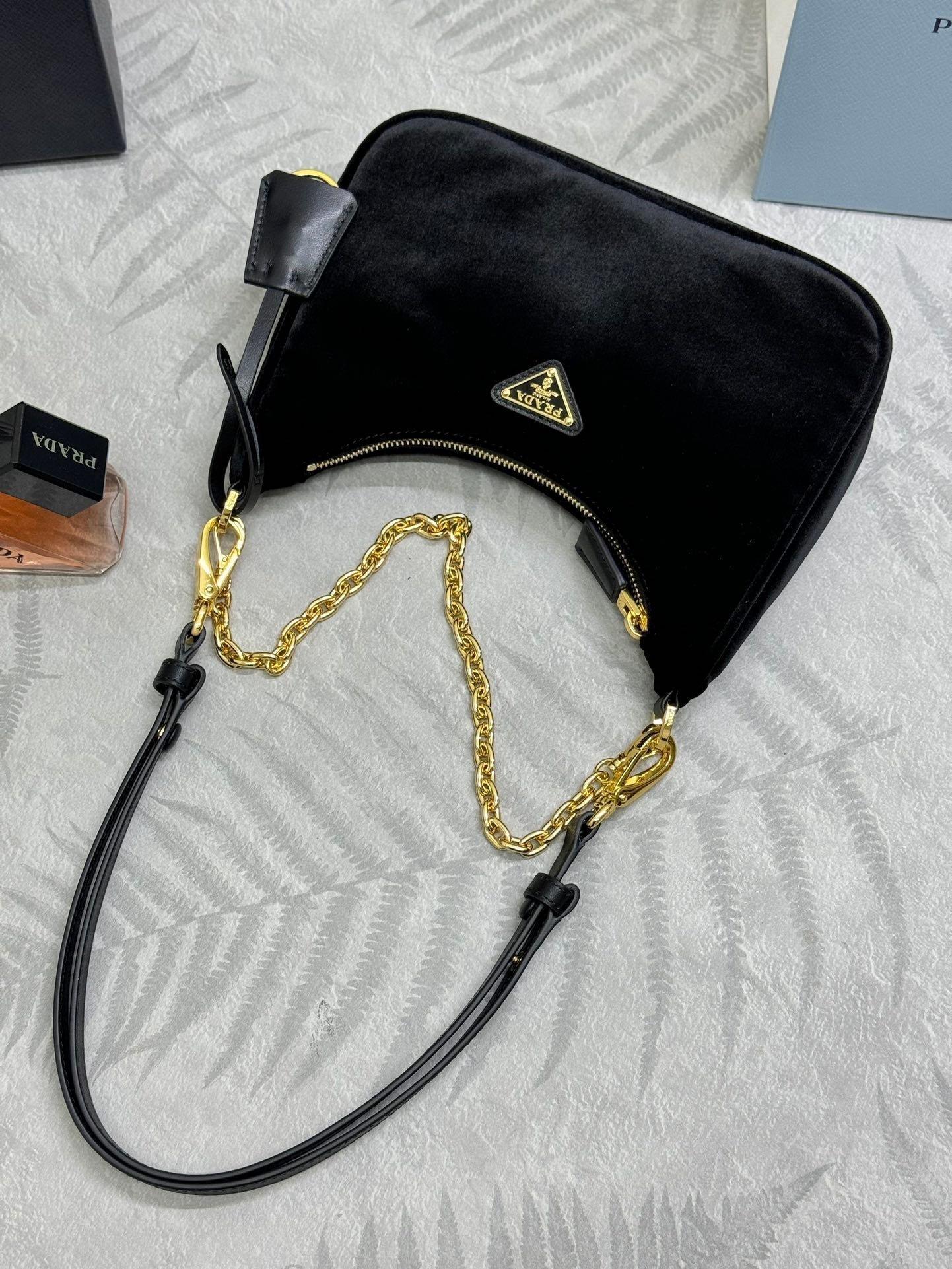 {Style No: DXL5Y81H} PRADA 25S MINI HOBO BAG 23 IN BLACK VELVET GOLD HARDWRE - Image 6