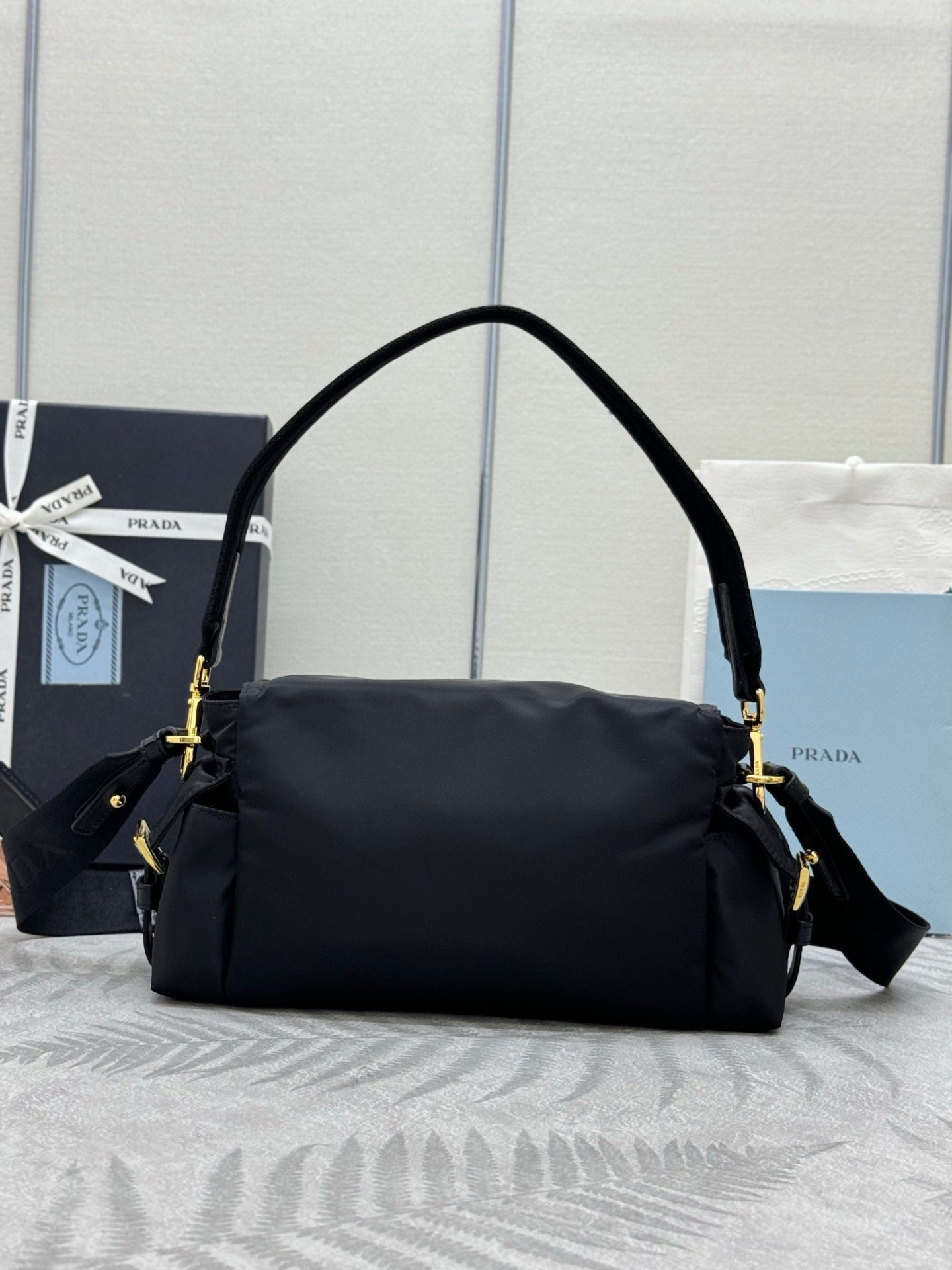 {Style No: YBXJY9Y4} PRADA 25S EXPLORE LARGE SHOULDER BAG 30 IN BLACK RE-NYLON WITH FLAP - Image 2