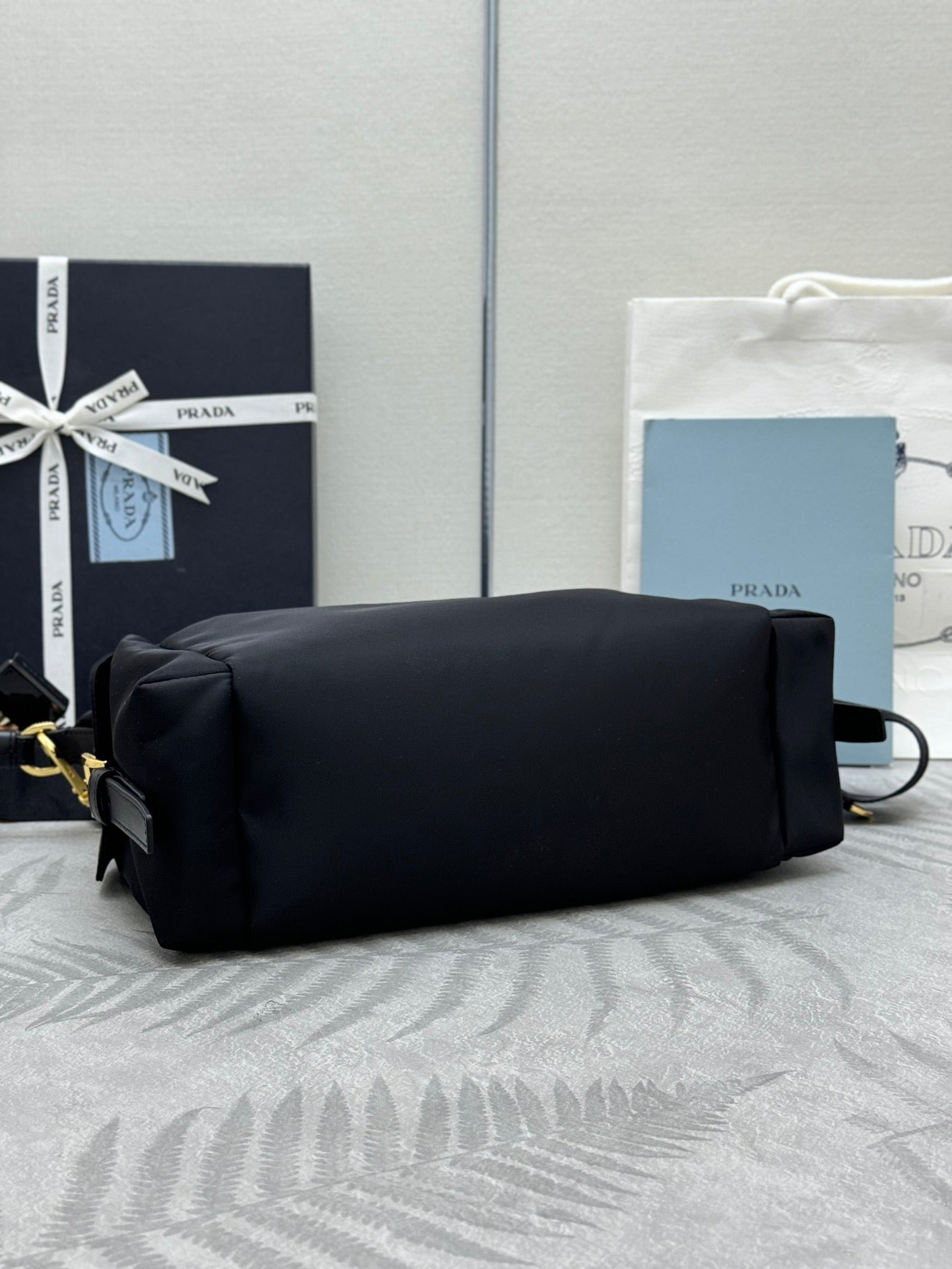 {Style No: 5CH4LO4Q} PRADA 25S EXPLORE LARGE RE-NYLON SHOULDER BAG 32 IN BLACK WITH FLAP - Image 8