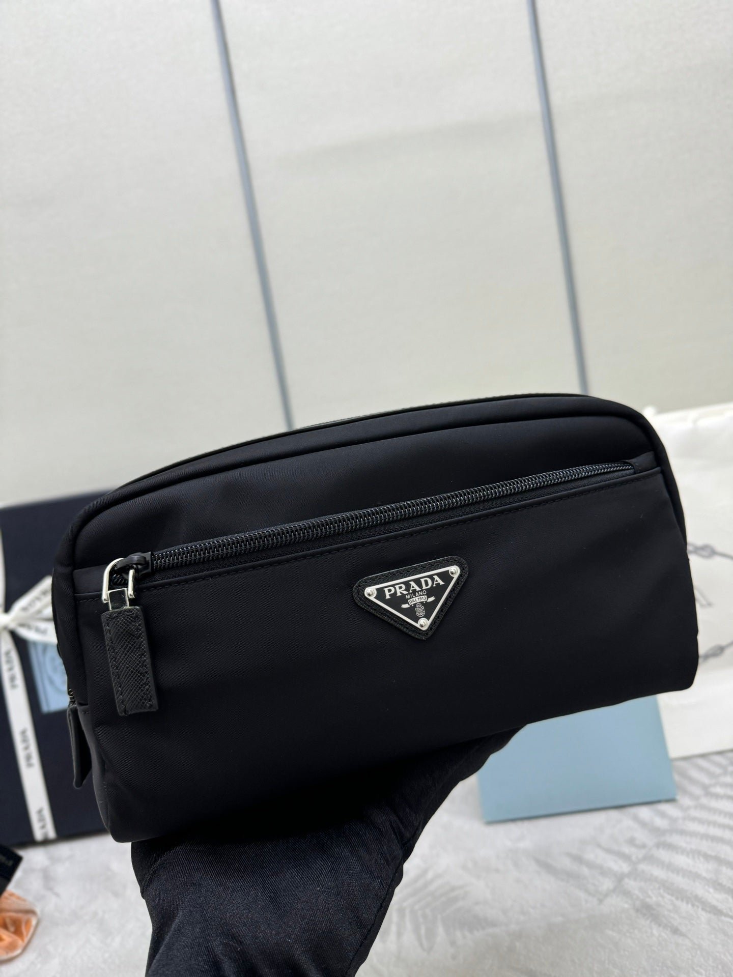 {Style No: 9H6QQCZK} PRADA 25S MEDIUM CLUTCH BAG 26 IN BLACK NYLON SILVER HARDWRE - Image 7