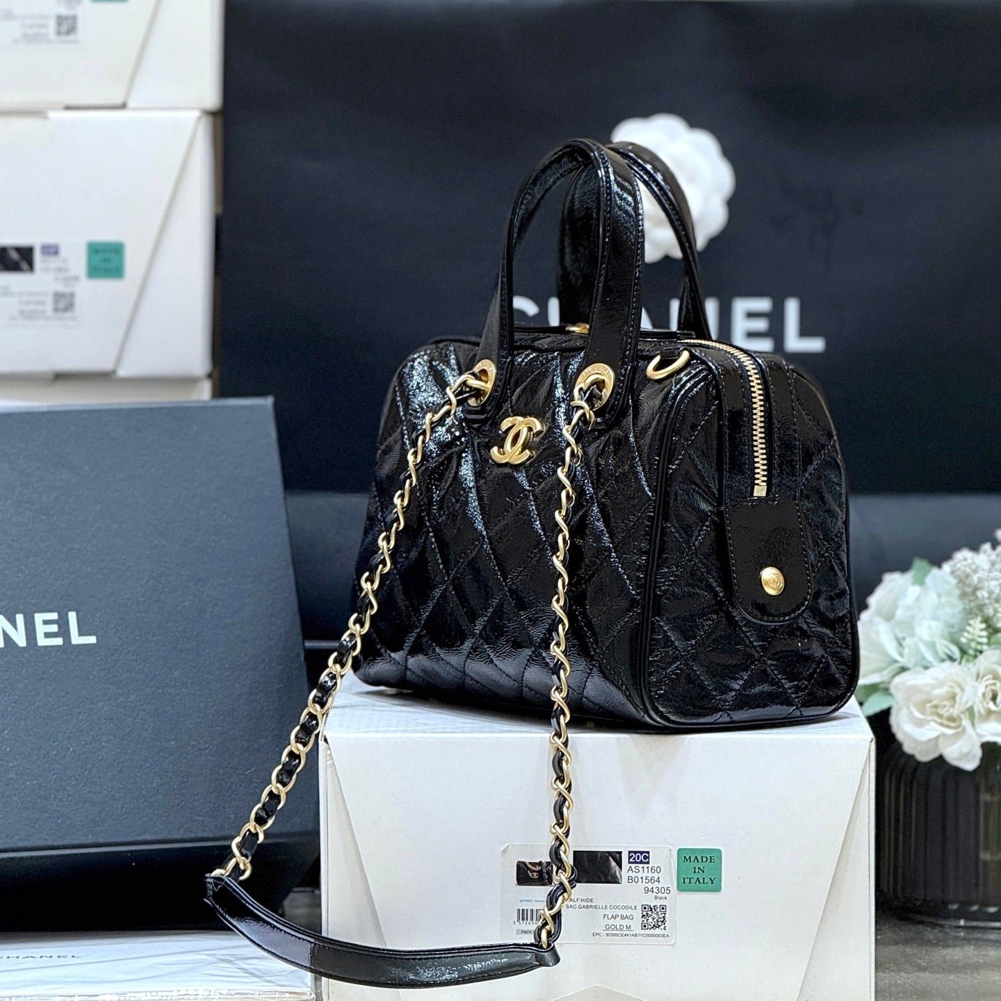 {Style No: BNK44I7T} CHANEL 25S SMALL BOWLING BAG 21 IN BLACK CALFSKIN GOLD HARDWARE - Image 8