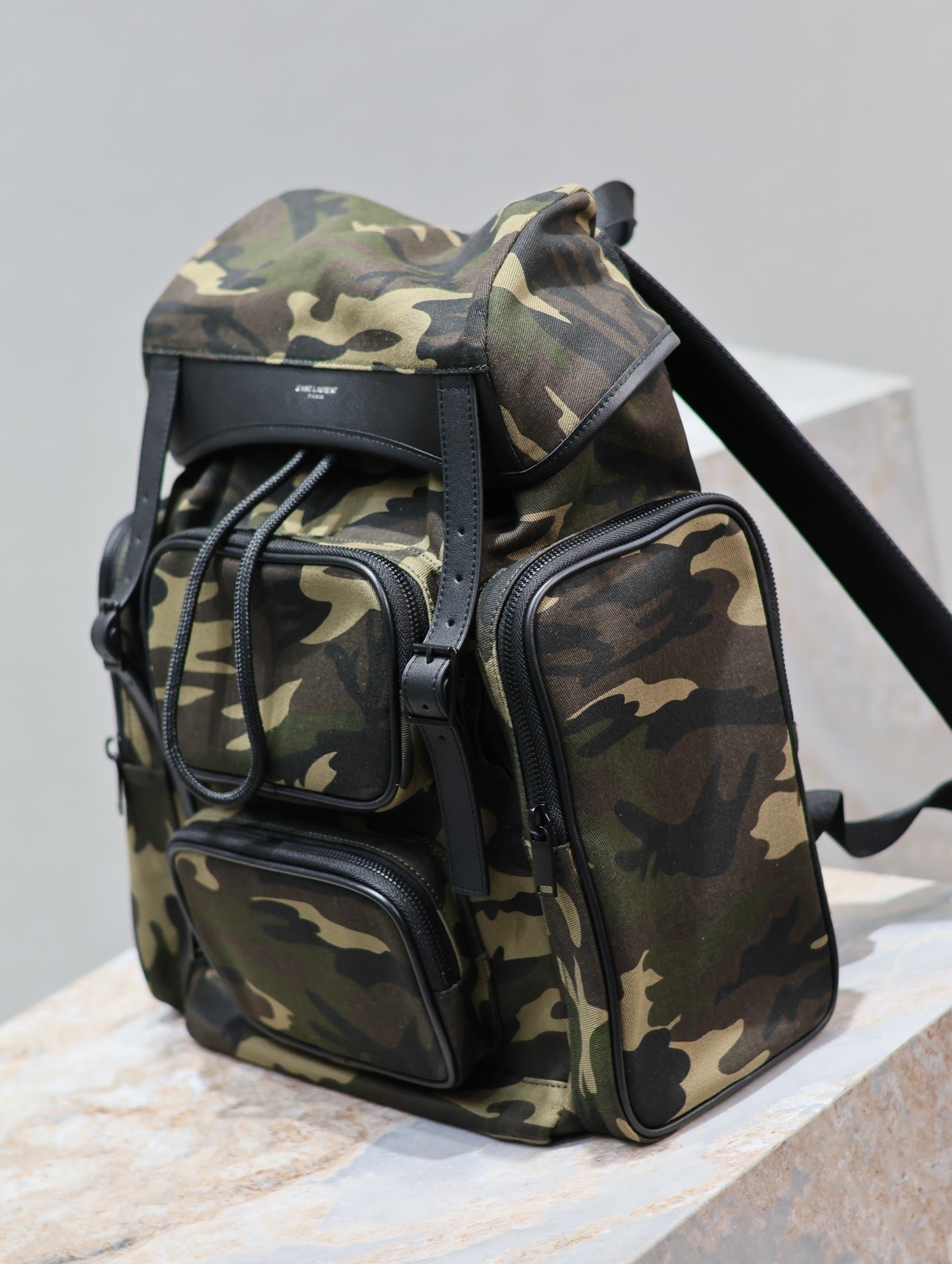 {Style No: U3I6NM3H} CITY MULTI-POCKET BACKPACK 42 IN CAMOUFLAGE PATTERN NYLON AND BLACK CALFSKIN - Image 9