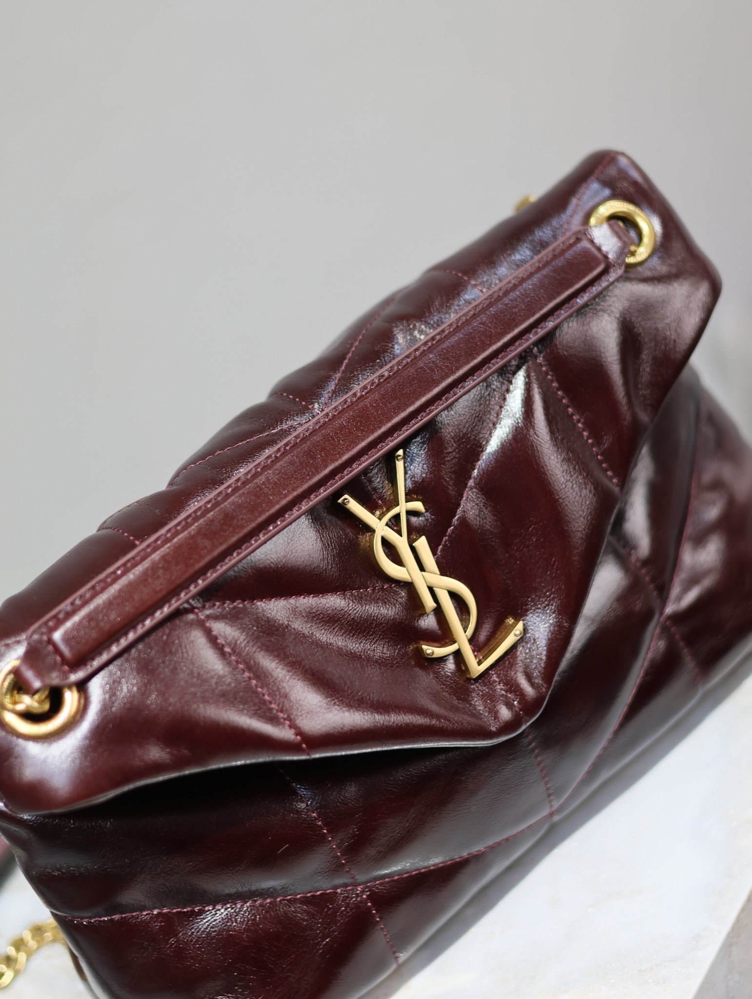 {Style No: 5D74R6C9} YSL 25S LOULOU PUFFER MEDIUM 29 IN DARK BURGUNDY CALFSKIN - Image 3