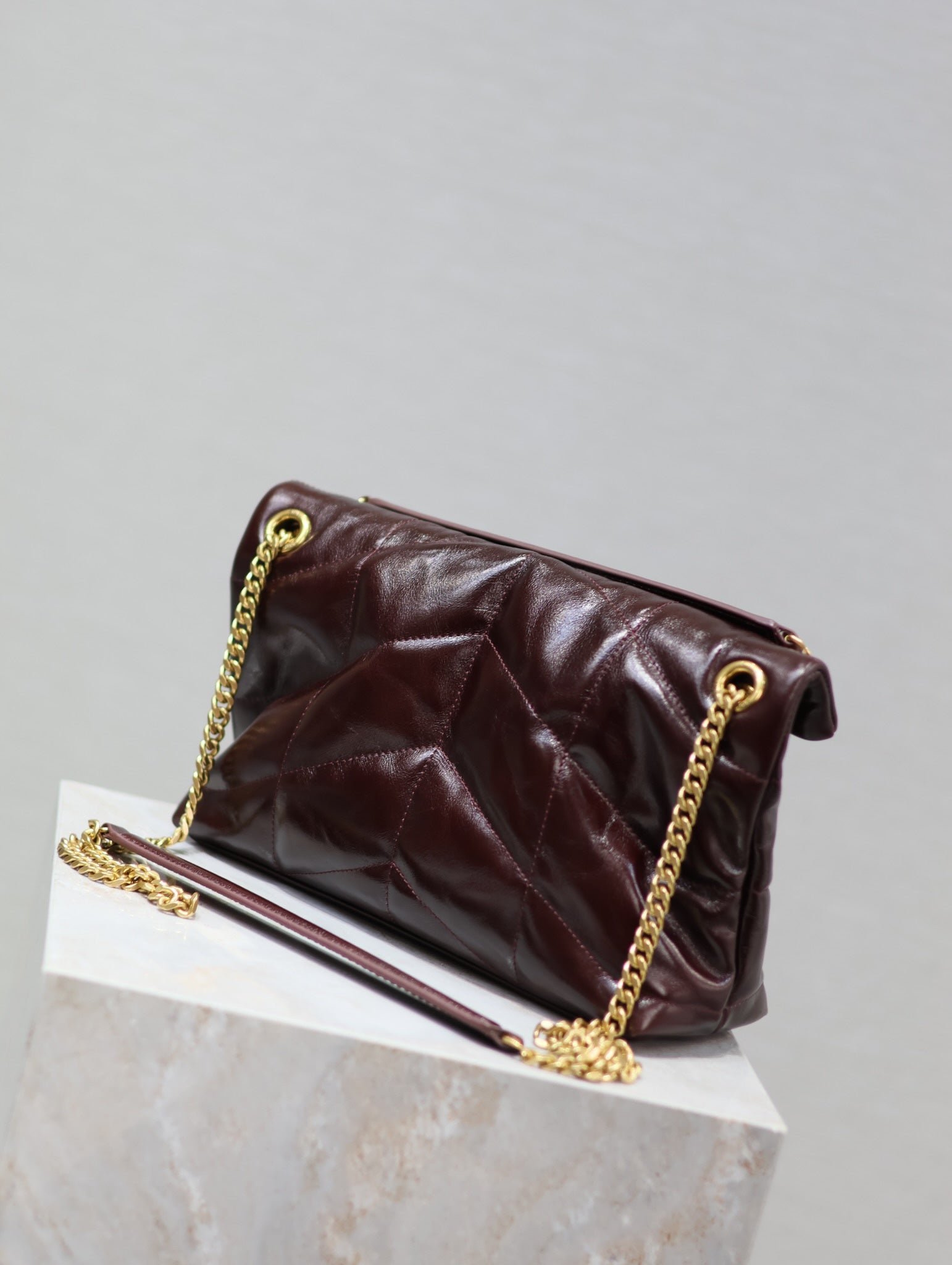 {Style No: 5D74R6C9} YSL 25S LOULOU PUFFER MEDIUM 29 IN DARK BURGUNDY CALFSKIN - Image 2