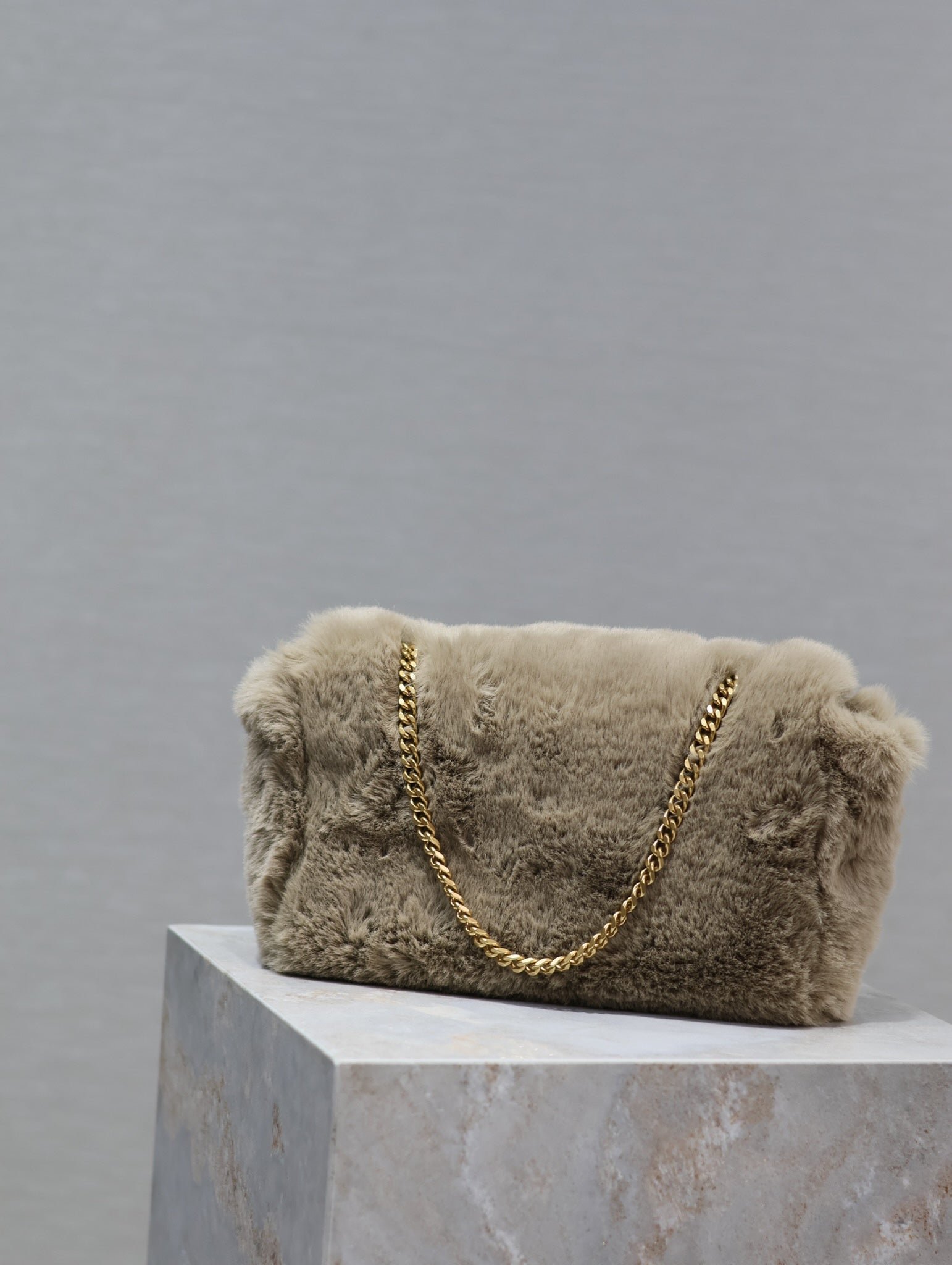 {Style No: TBOYSS9I} KATE SMALL BAG 22 IN ECRU BEIGE RABBIT FUR GOLD CHAIN - Image 9
