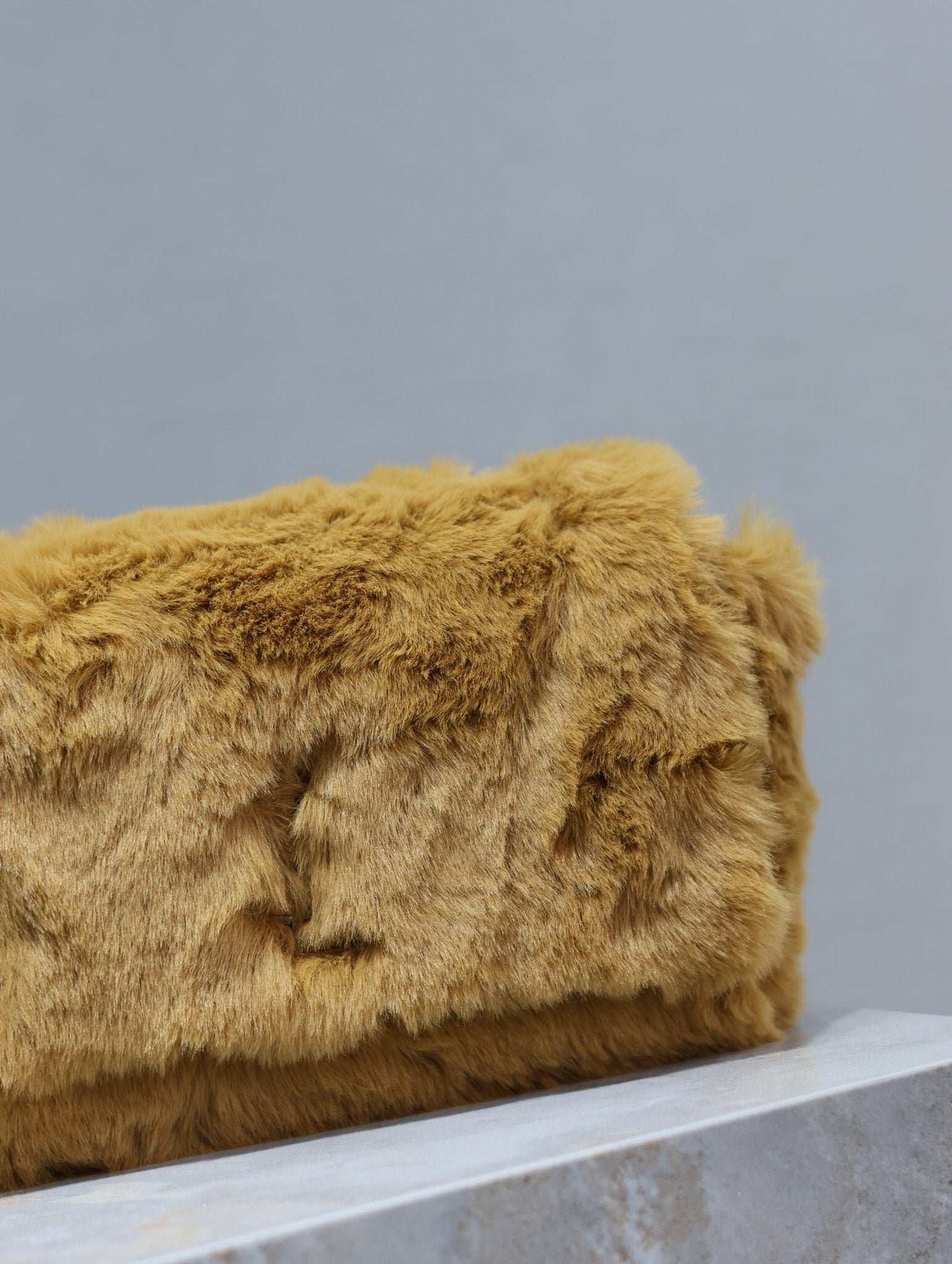 {Style No: NBKD3D2M} KATE SMALL BAG 22 IN PEANUT BROWN RABBIT FUR GOLD CHAIN - Image 2