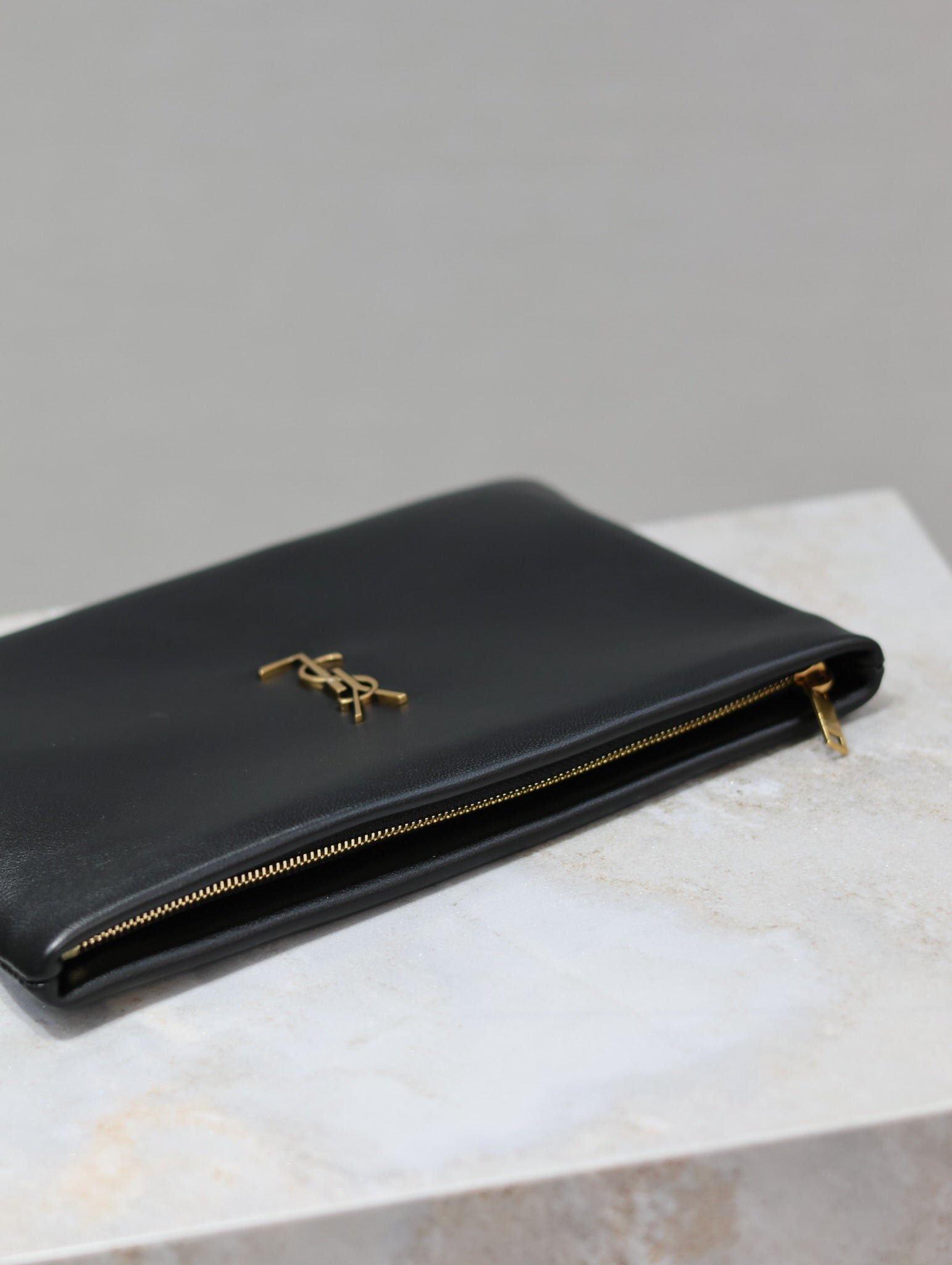 {Style No: 5QDOBDHI} CALYPSO SMALL POUCH 23 IN BLACK SMOOTH LAMBSKIN - Image 6
