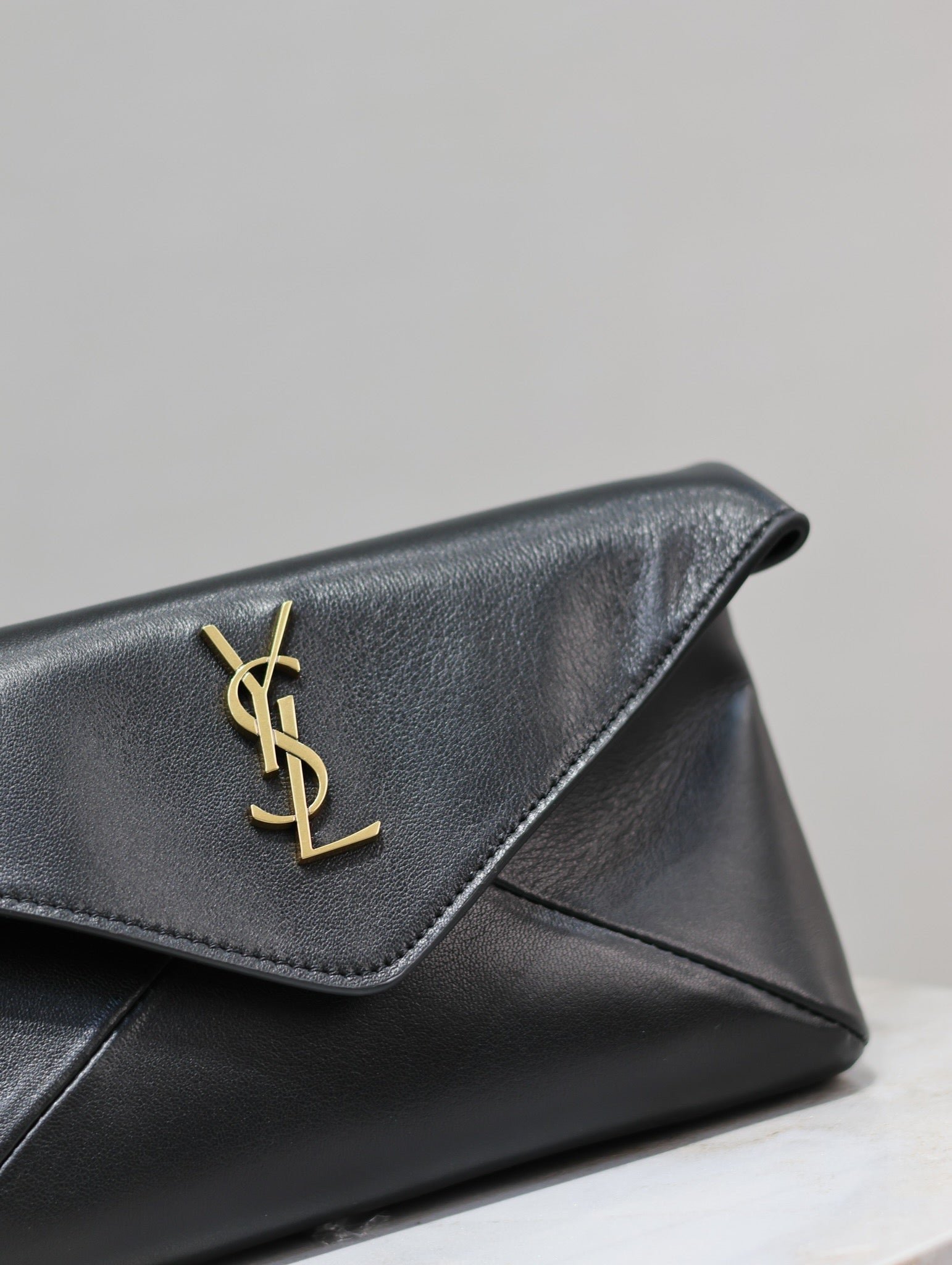 {Style No: MOASIPM9} ENVELOPE CLUTCH 21 IN BLACK CALFSKIN - Image 5