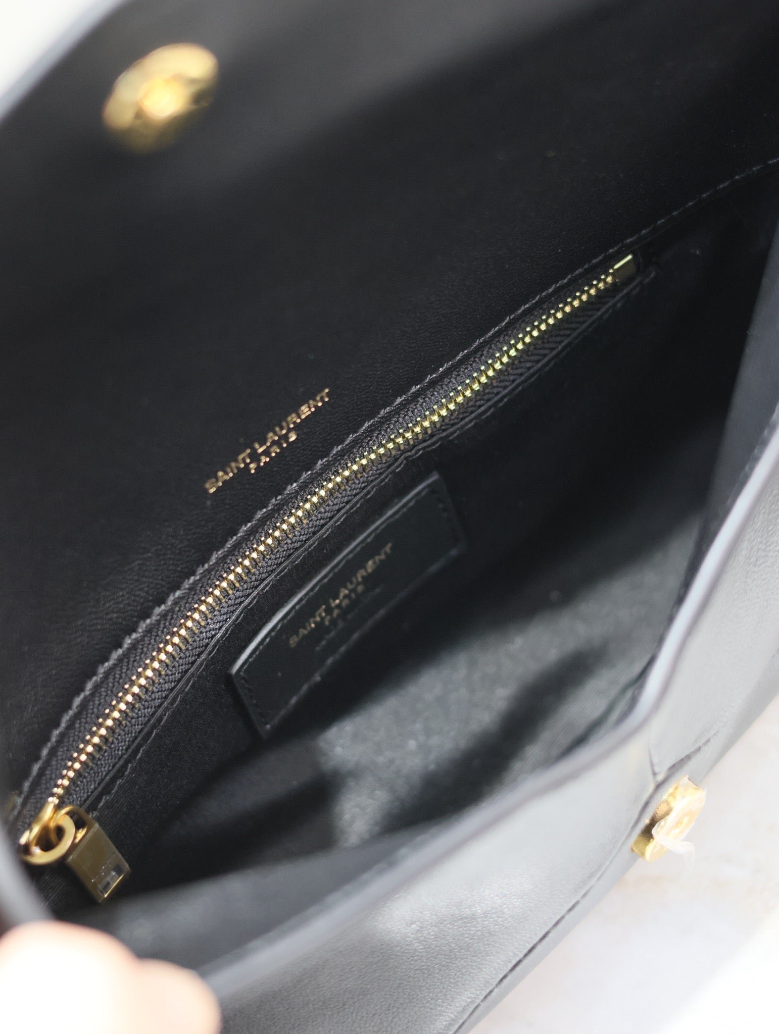 {Style No: MOASIPM9} ENVELOPE CLUTCH 21 IN BLACK CALFSKIN - Image 7