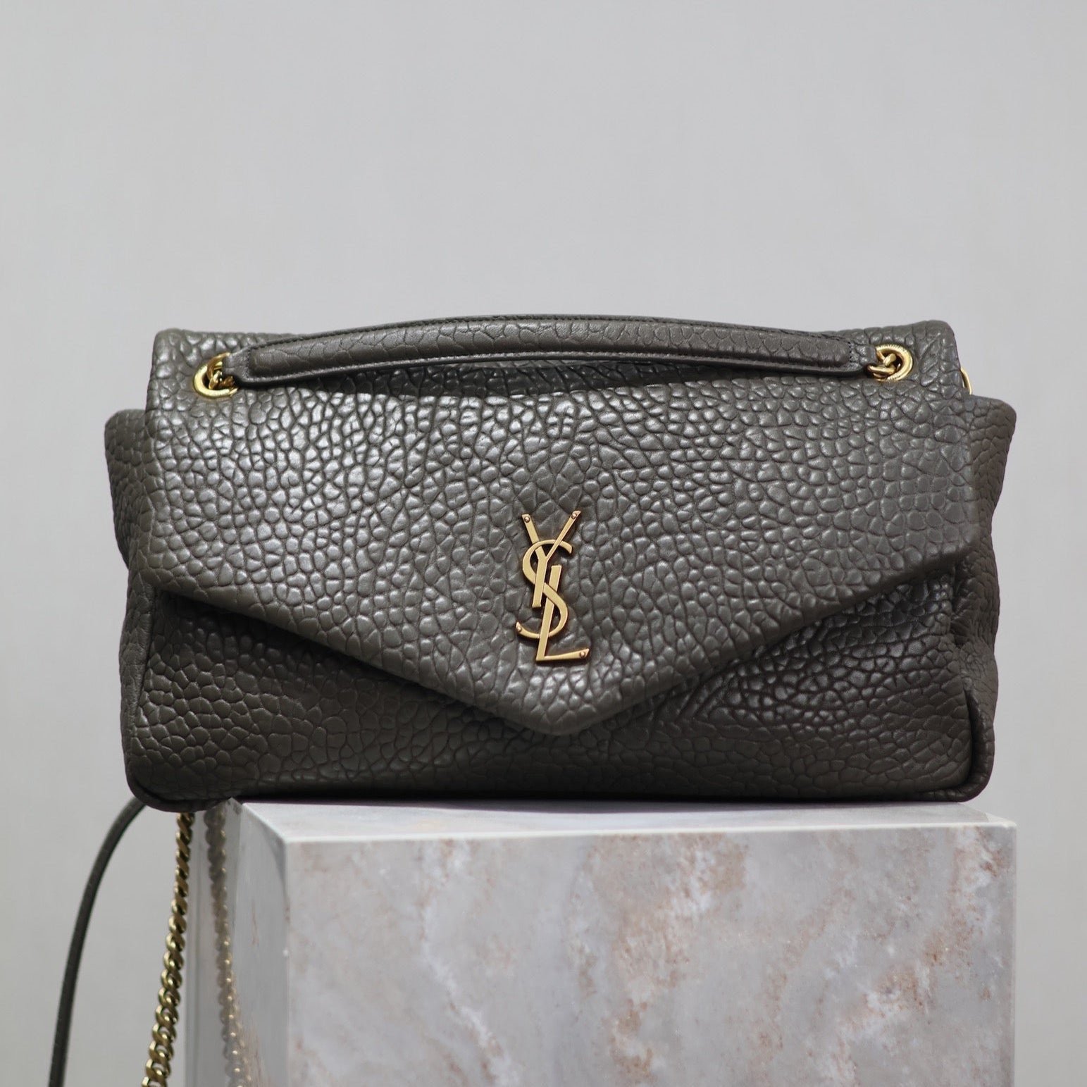 {Style No: 9NSLYULF} YSL 25S CALYPSO BAG 38 IN ARMY GREEN GRAINED LAMBSKIN GOLD HARDWRE