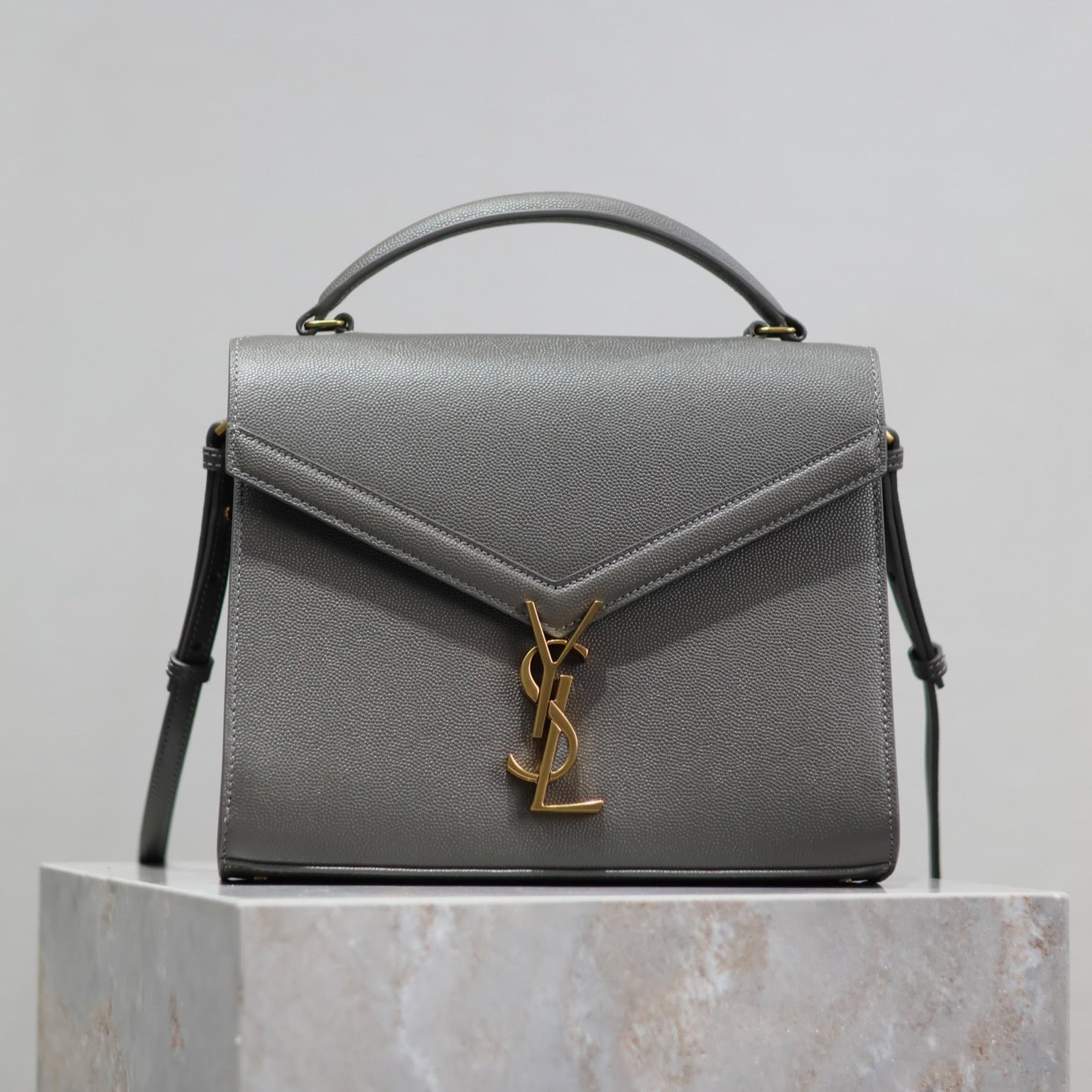 {Style No: GYQ1AC39} CASSANDRA TOP HANDLE BAG 24 IN GRAY CALFSKIN GOLD HARDWARE