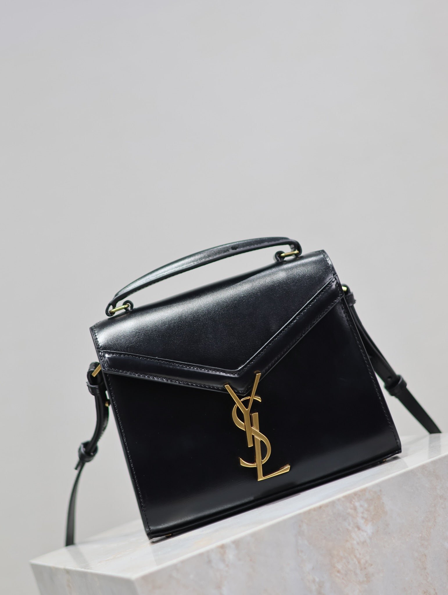 {Style No: 2QIKA8VU} CASSANDRA MINI TOP HANDLE BAG 20 IN BLACK SMOOTH LAMBSKIN GOLD HARDWARE - Image 6
