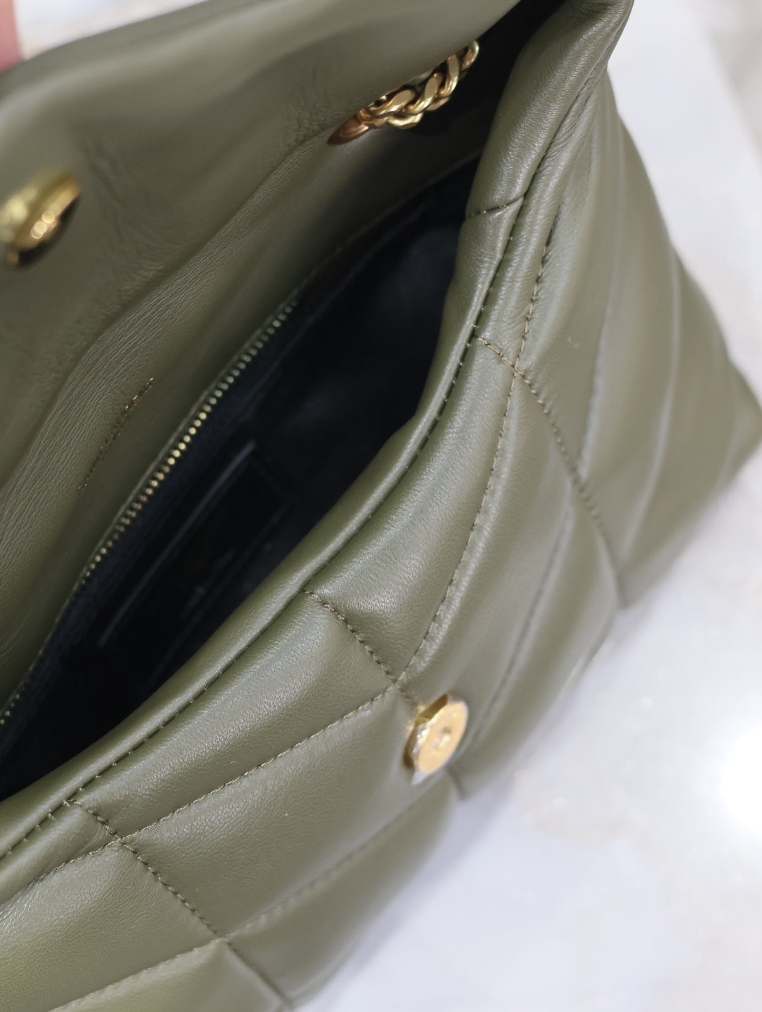 {Style No: VGM4CIND} YSL 25S LOULOU PUFFER MINI 23 IN DARK OLIVE CALFSKIN GOLD HARDWARE - Image 5