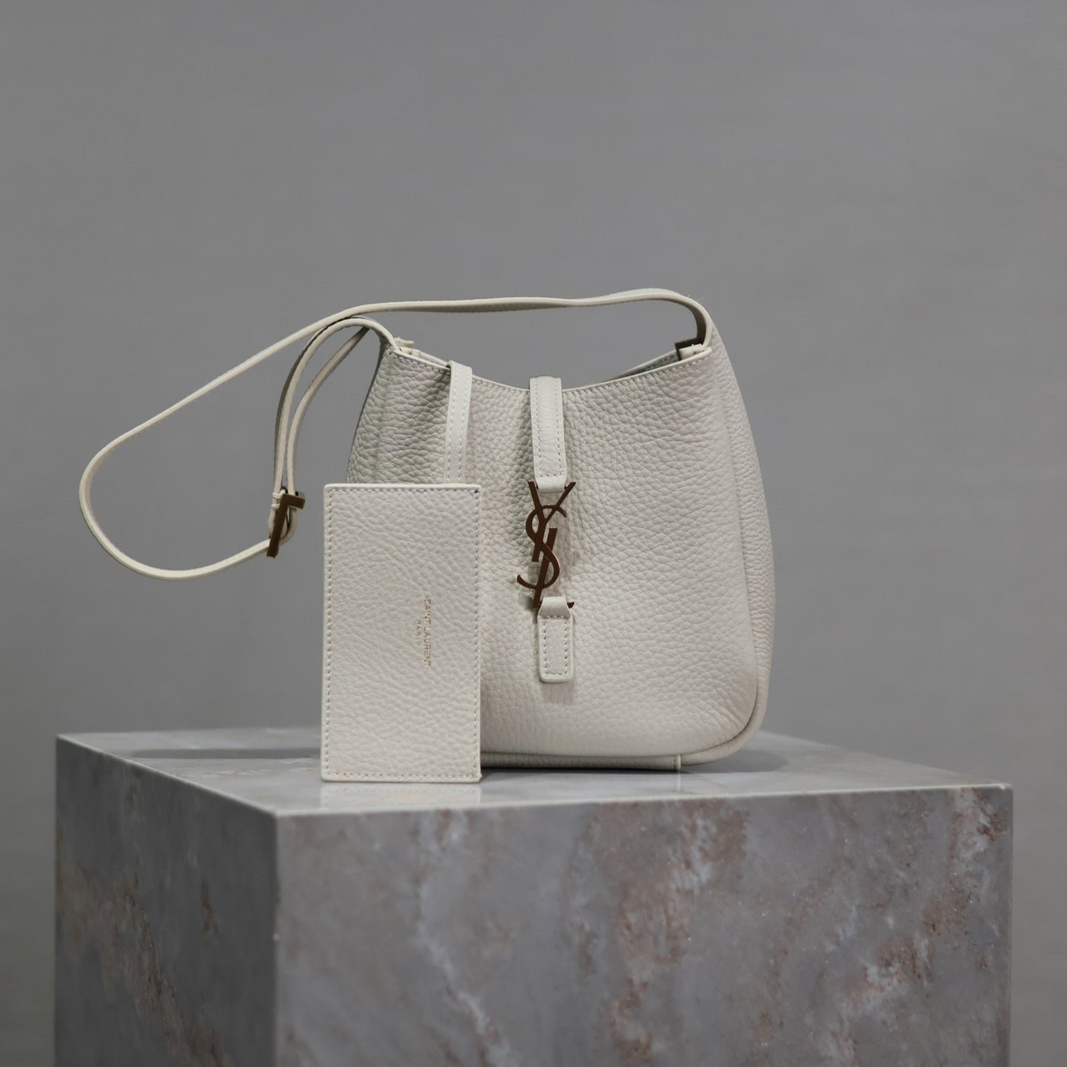 {Style No: Q4MESBCN} YSL 25S LE 5 À 7 BAG 16 IN BLANC VINTAGE GRAINED CALFSKIN GOLD HARDWARE