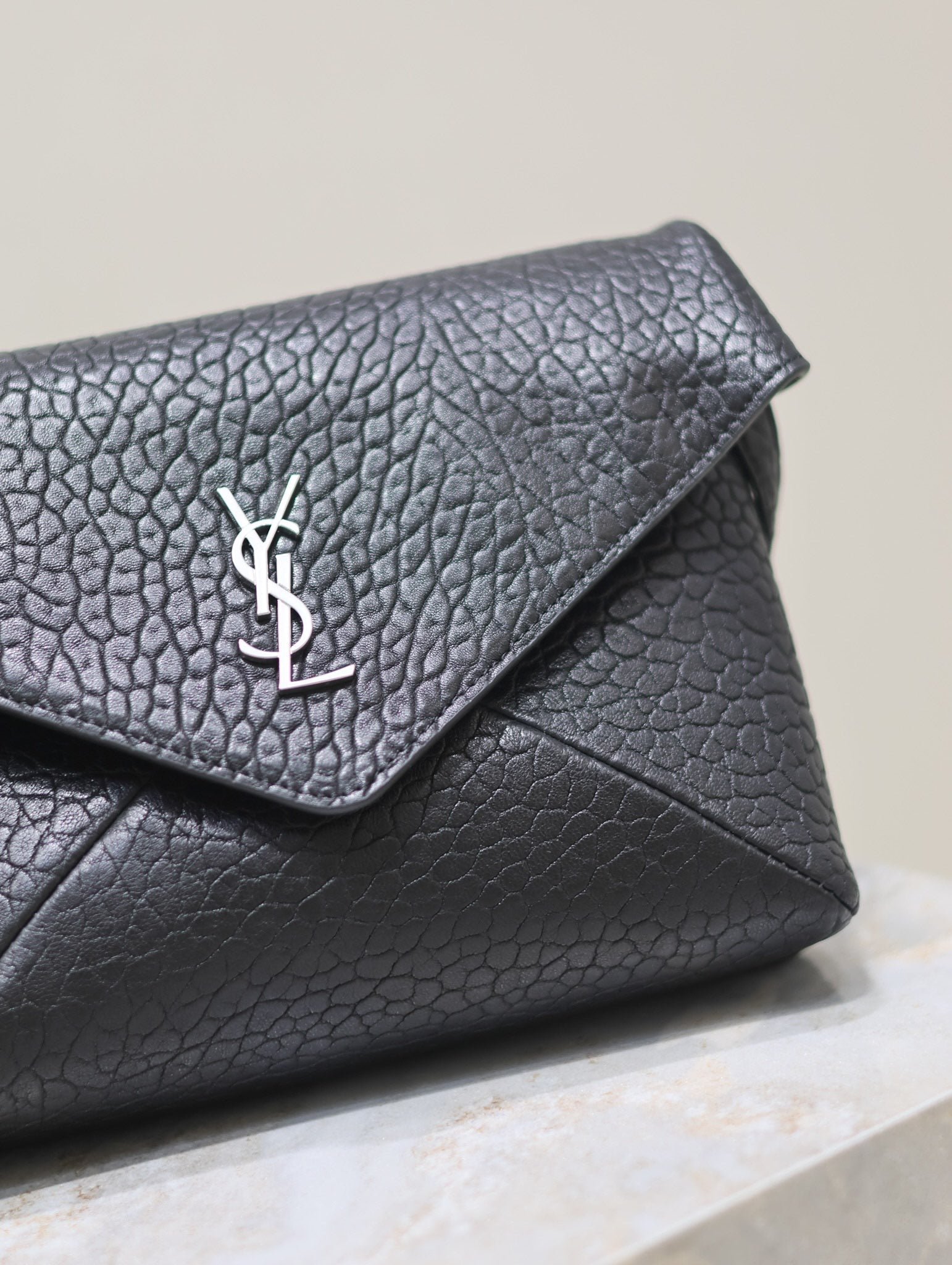 {Style No: MPRX5AEC} ENVELOPE CHAIN BAG 23 IN BLACK ELEPHANT TEXTURE LAMBSKIN SILVER LOGO - Image 9
