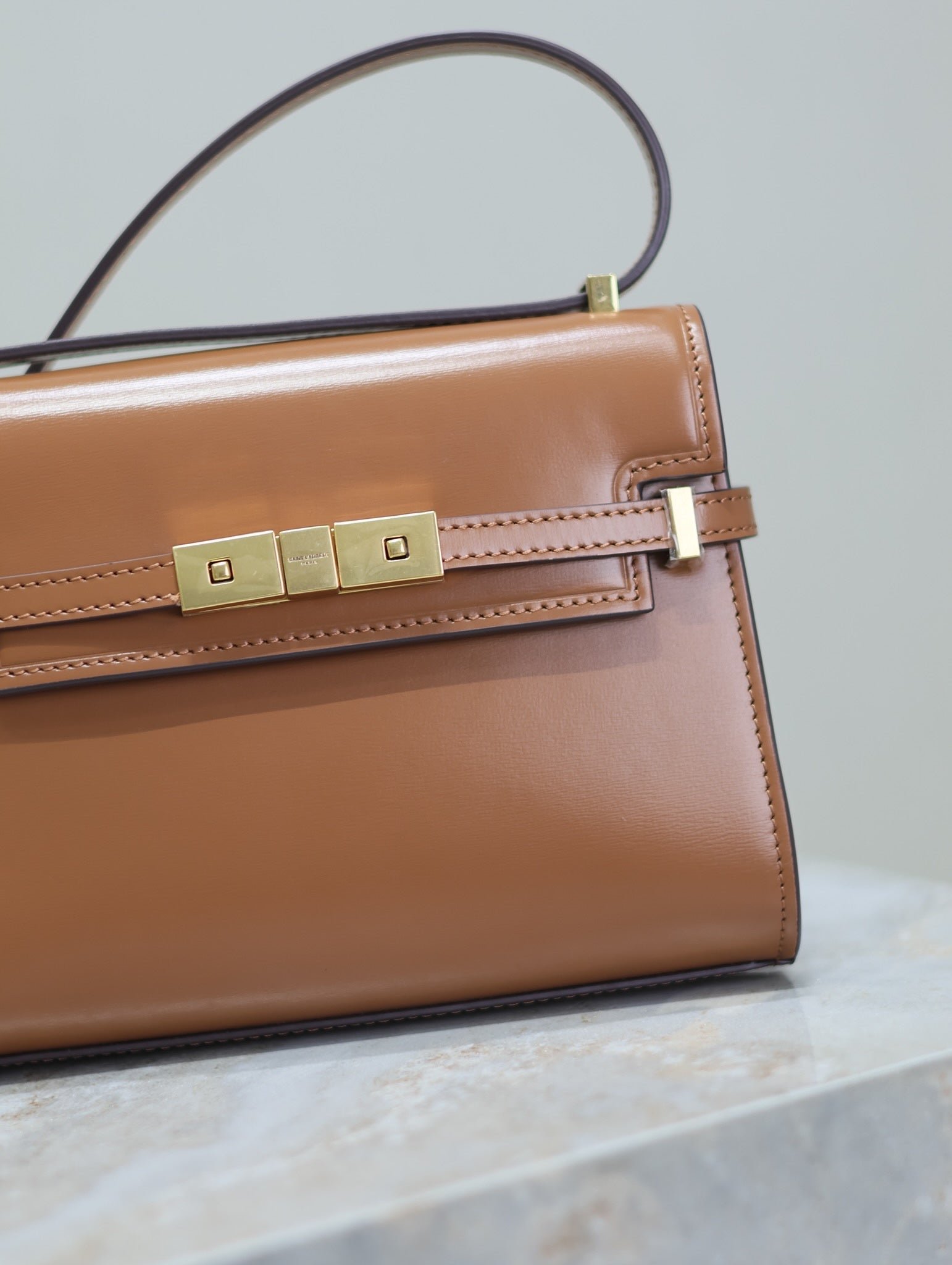 {Style No: UV52HBHQ} YSL 25S MINI MANHATTAN 19 IN BROWN CALFSKIN GOLD HARDWARE - Image 4