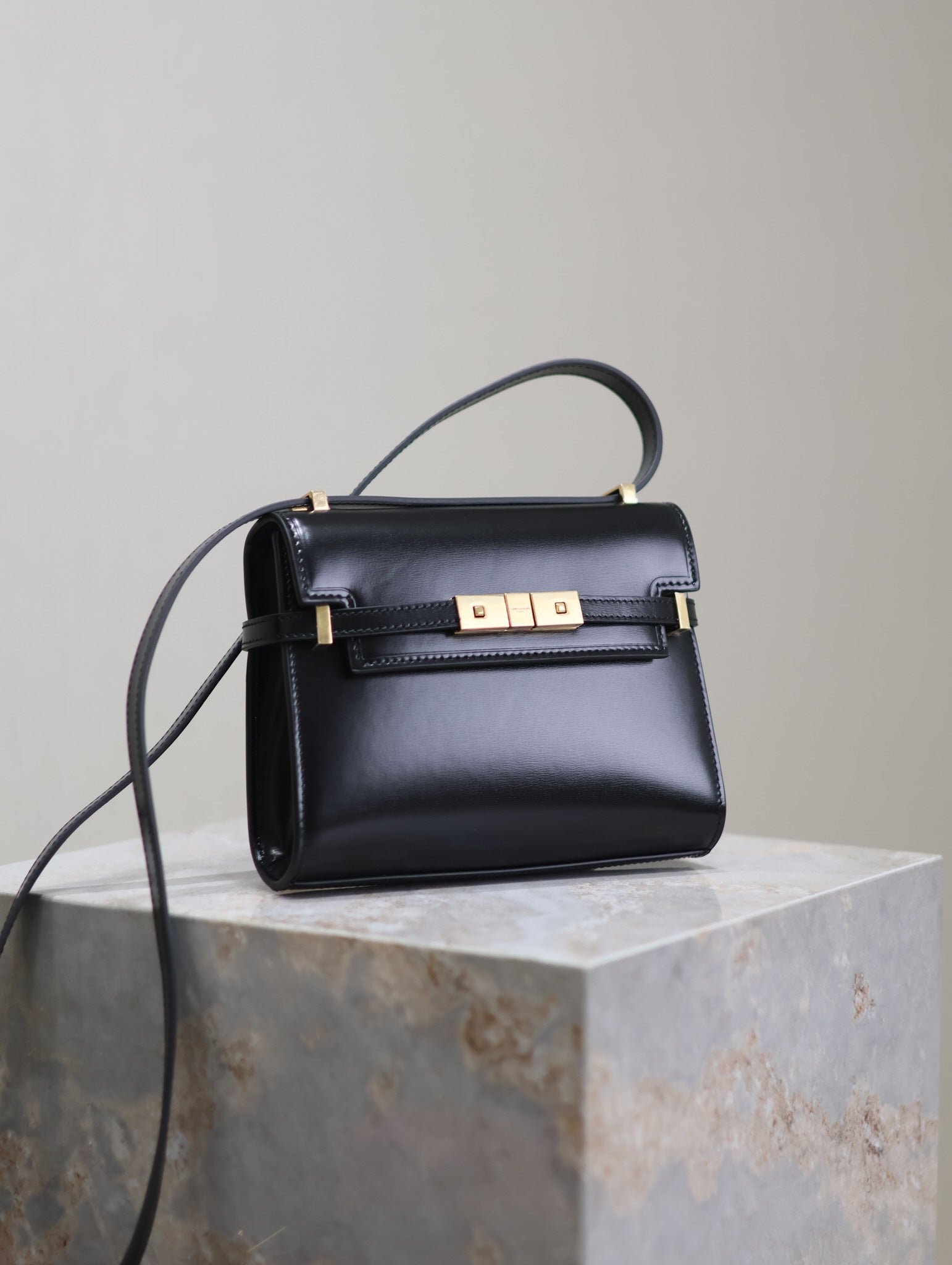 {Style No: TBF57YRT} MANHATTAN MINI 19 IN BLACK SMOOTH LAMBSKIN GOLD BUCKLE - Image 7