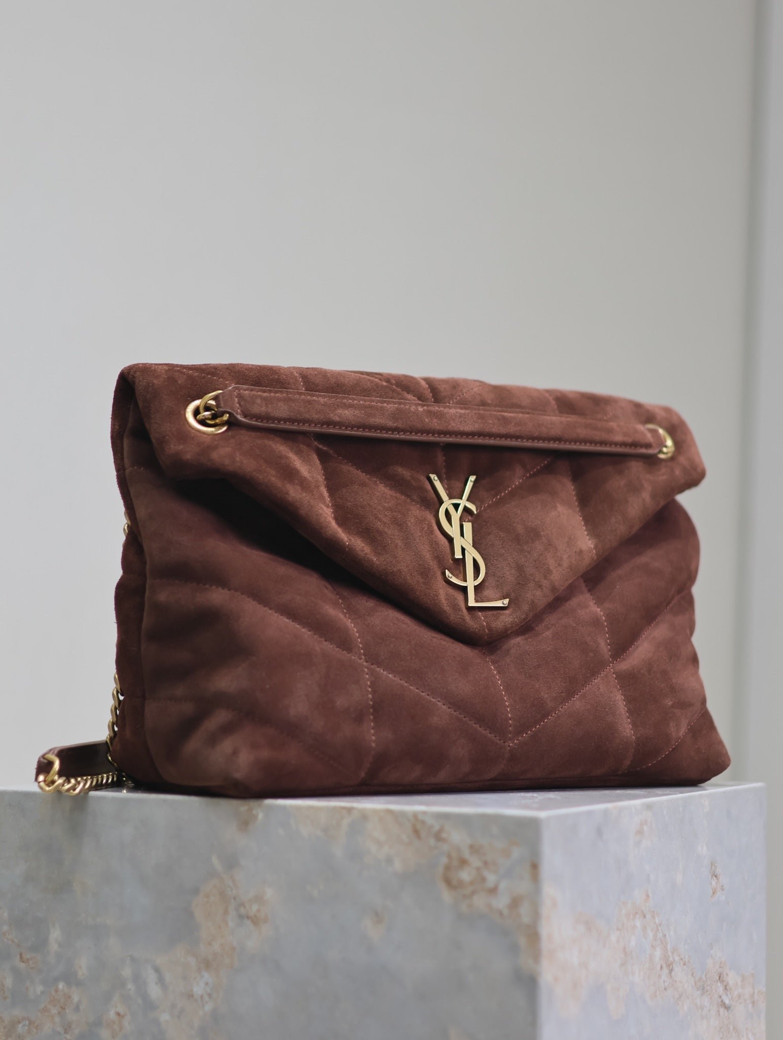 {Style No: XLSITYOS} YSL 25S LOULOU PUFFER GM 35 IN DARK BROWN SUEDE GOLD HARDWRE - Image 6