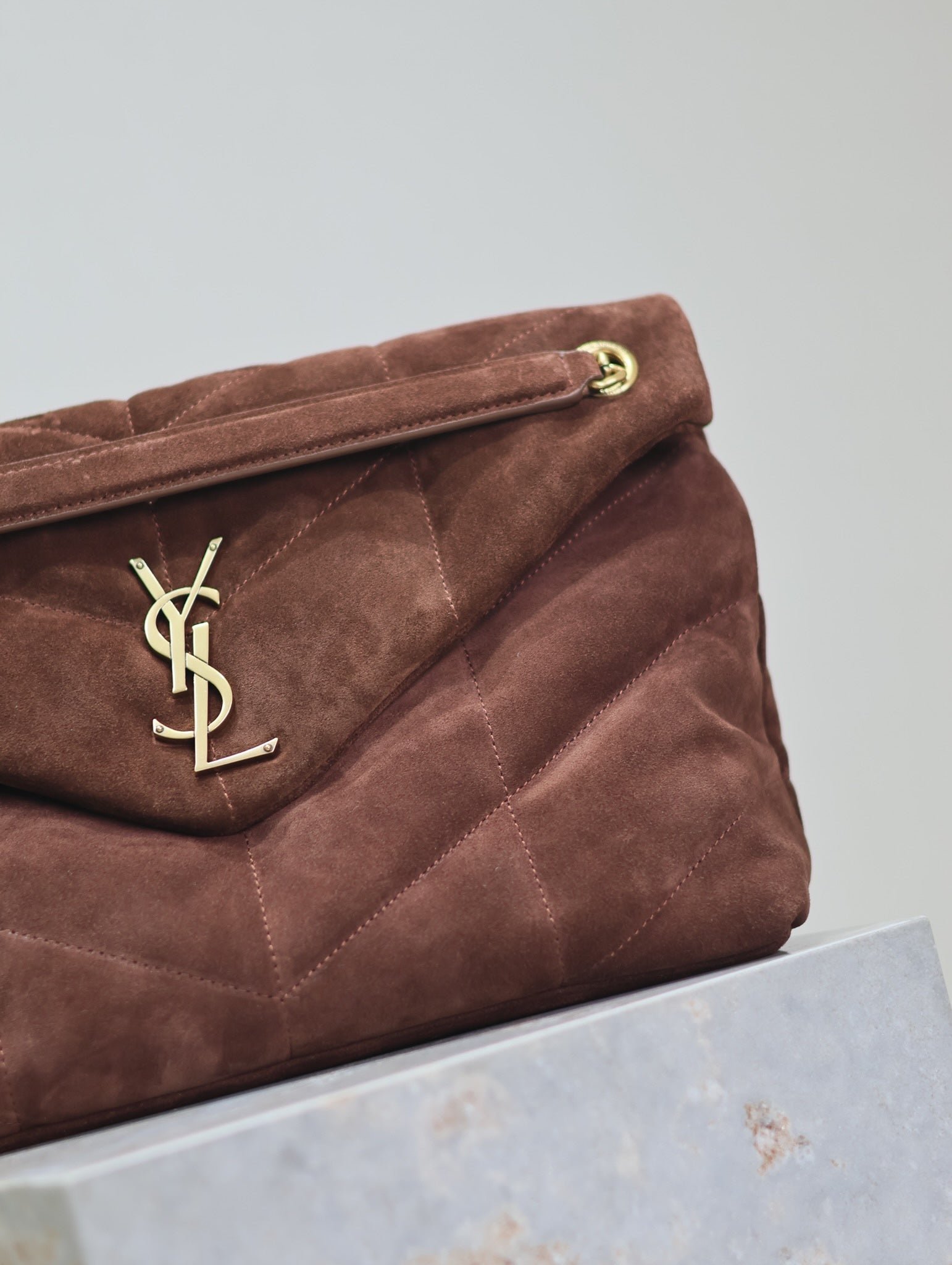 {Style No: XLSITYOS} YSL 25S LOULOU PUFFER GM 35 IN DARK BROWN SUEDE GOLD HARDWRE - Image 3