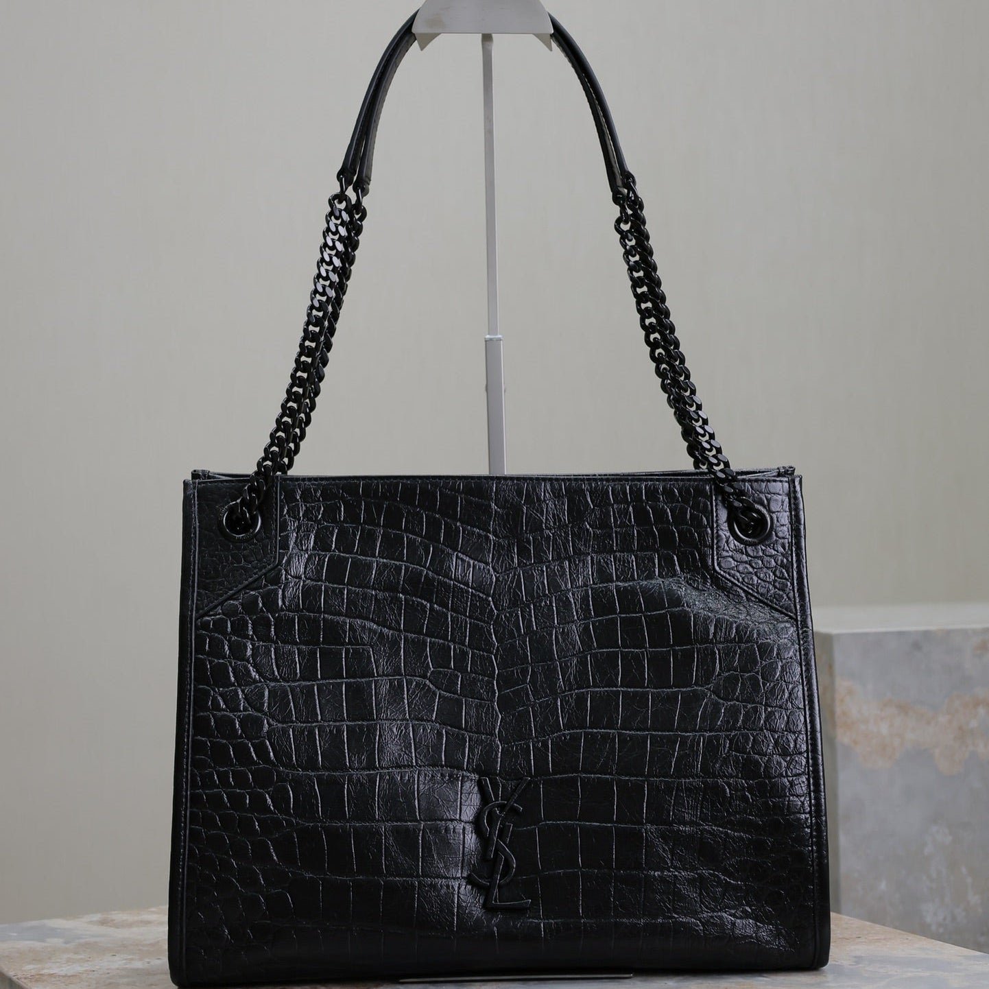 {Style No: 9FH88F63} NIKI SHOPPING BAG 33 IN BLACK CROCODILE-EMBOSSED CALFSKIN