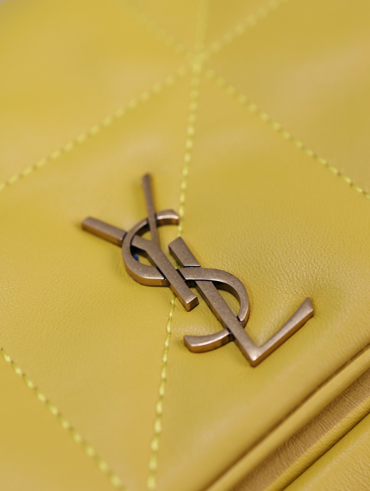 {Style No: 27KV6ULK} JAMIE 4.3 MINI BAG 20 IN MUSTARD YELLOW LAMBSKIN COPPER HARDWARE - Image 4