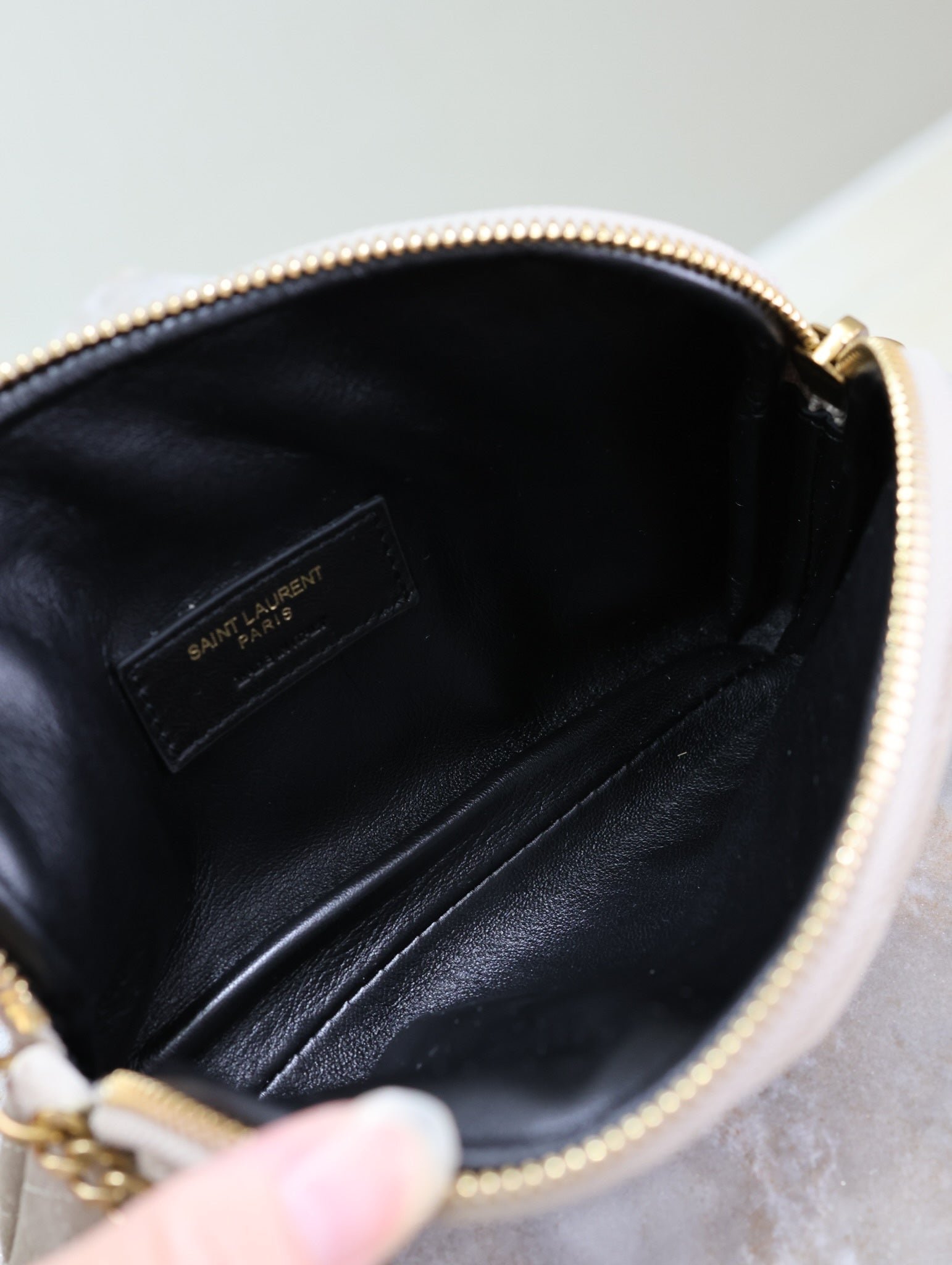 {Style No: ORFW4Y3O} GABY ZIPPED POUCH 19 IN GRAY MATTE SUEDE GOLD HARDWARE - Image 2