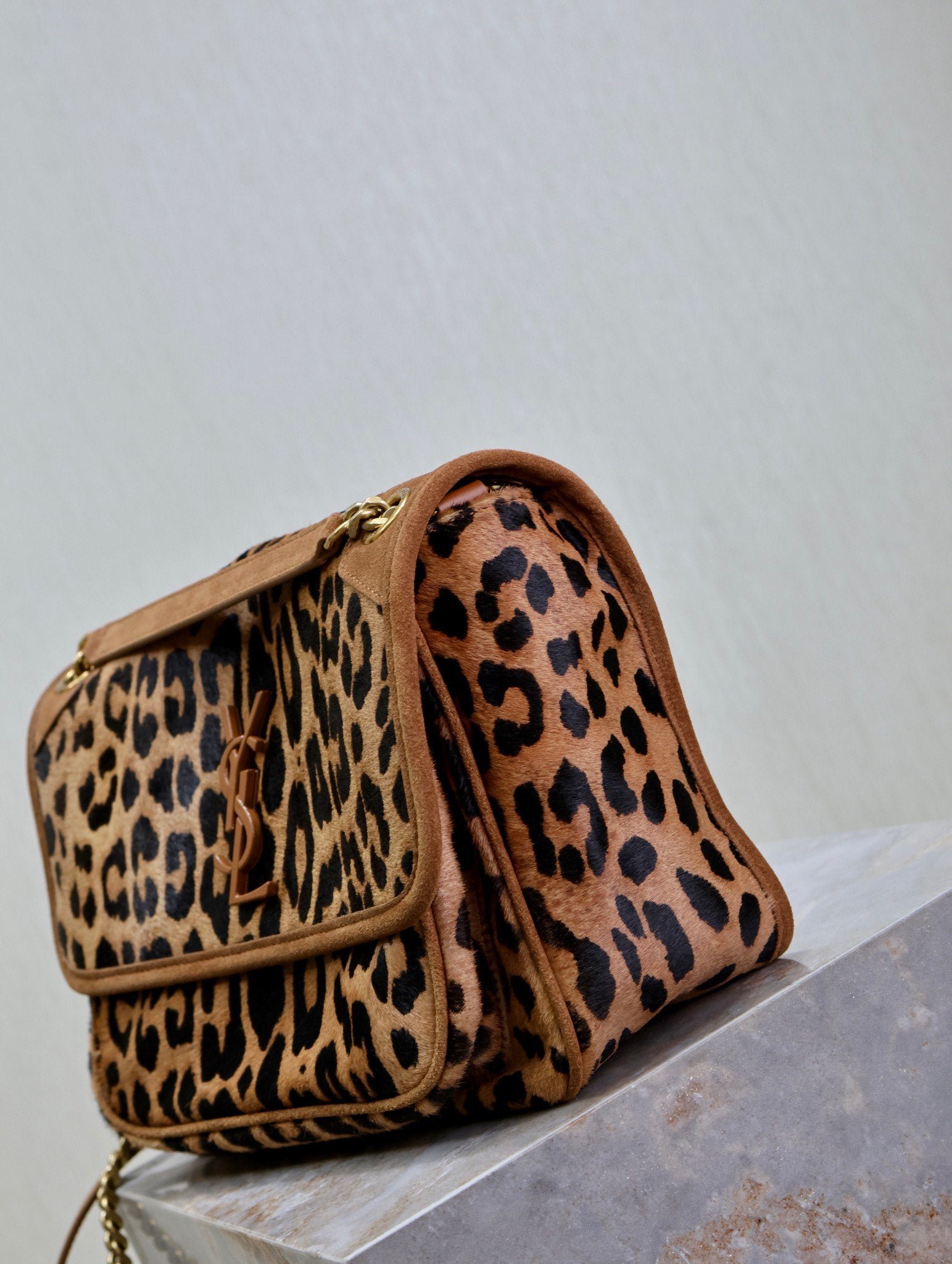 {Style No: 8XMR247B} NIKI MEDIUM 28 IN LEOPARD PRINT CALFSKIN AND BROWN SUEDE TRIM - Image 2