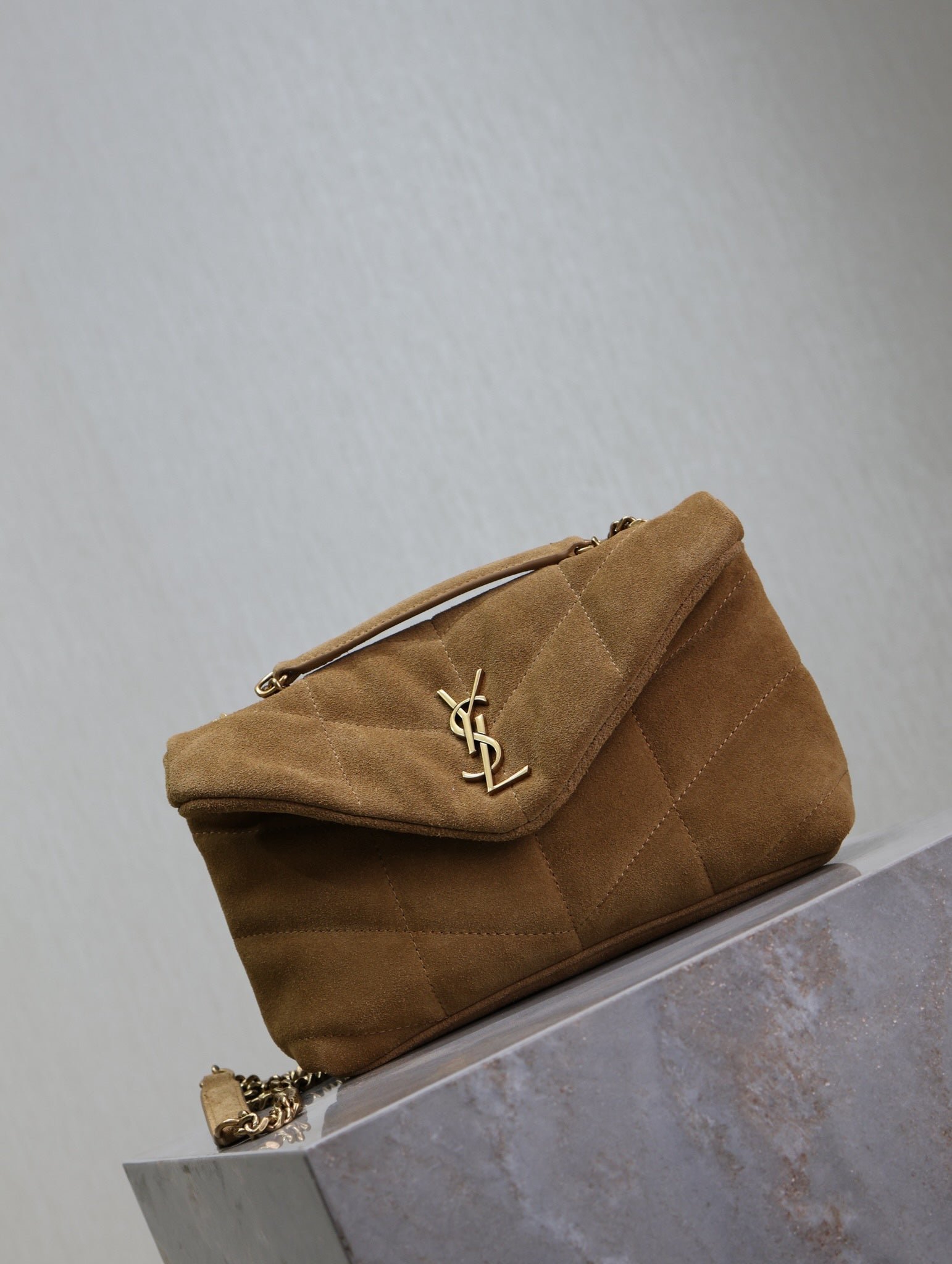 {Style No: LNJGFLS5} YSL 25S LOULOU PUFFER MINI 23 IN TAN BROWN SUEDE GOLD HARDWRE - Image 8