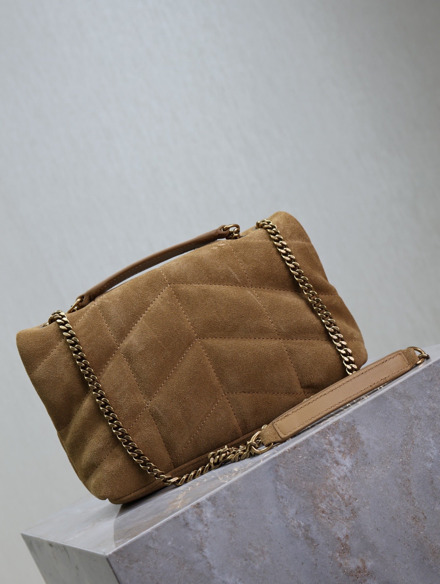 {Style No: LNJGFLS5} YSL 25S LOULOU PUFFER MINI 23 IN TAN BROWN SUEDE GOLD HARDWRE - Image 2