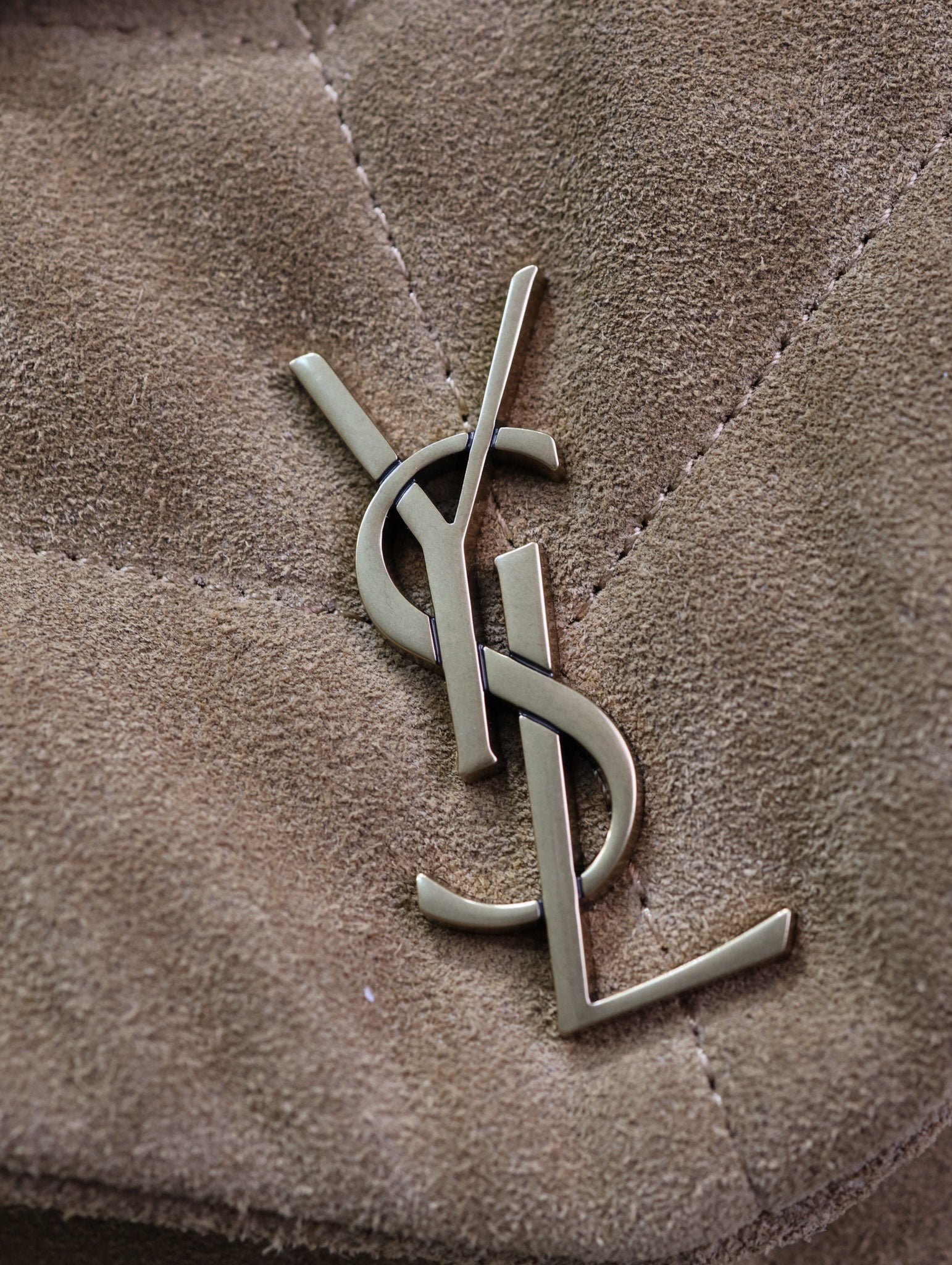 {Style No: LNJGFLS5} YSL 25S LOULOU PUFFER MINI 23 IN TAN BROWN SUEDE GOLD HARDWRE - Image 5